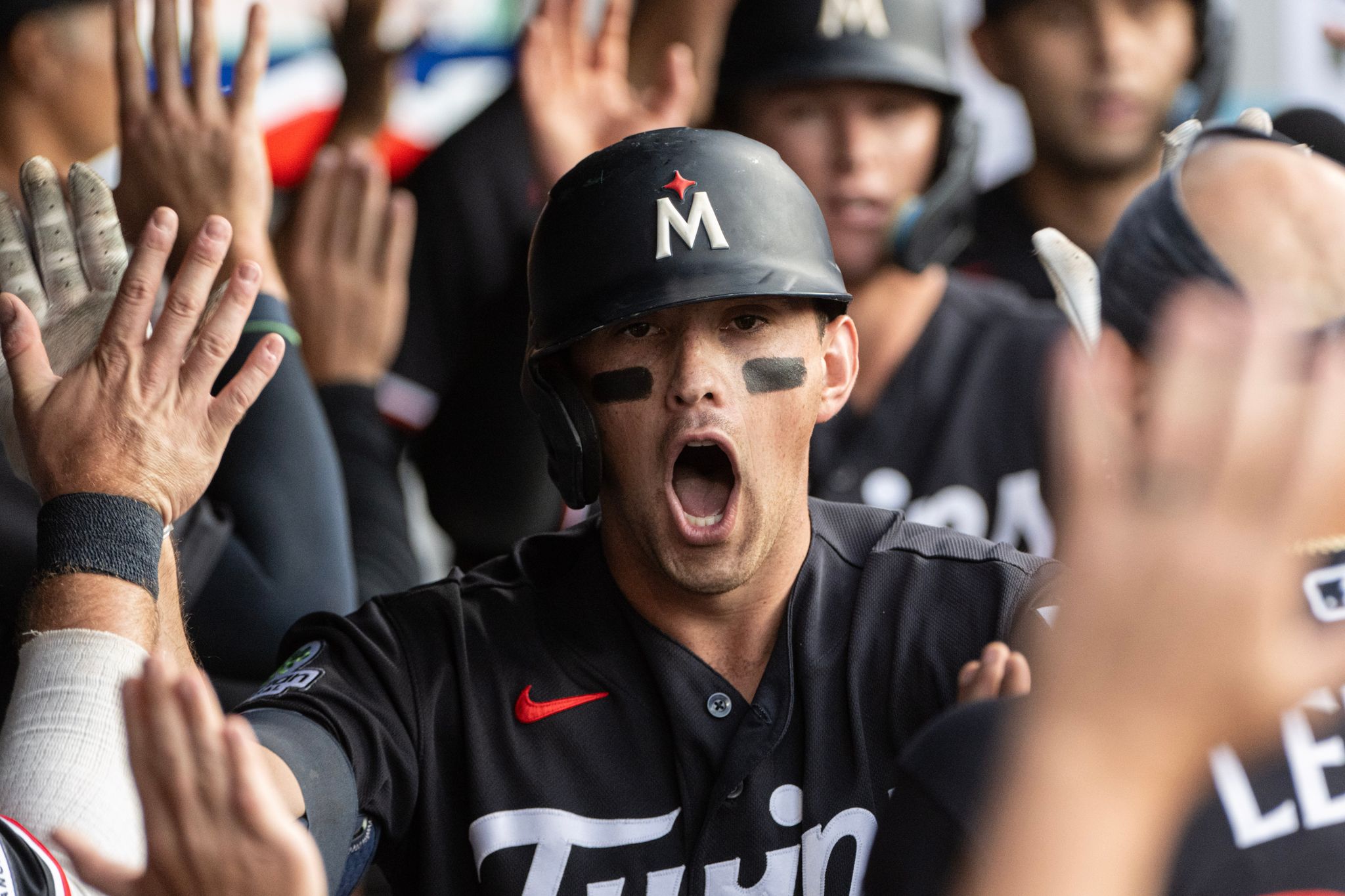 Brooks Lee homers, drives in 4 as Twins topple Guardians 10-6 in José Ramírez's return from injury By TOM WITHERS , Associated Press July 22, 2026