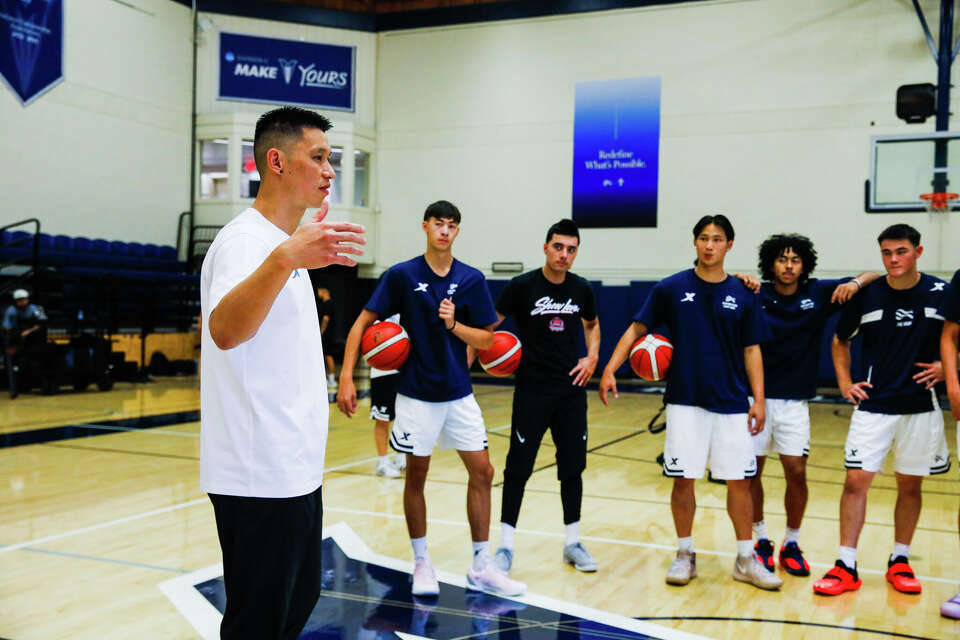 NBA alum Jeremy Lin offers new perspective to Asian American players