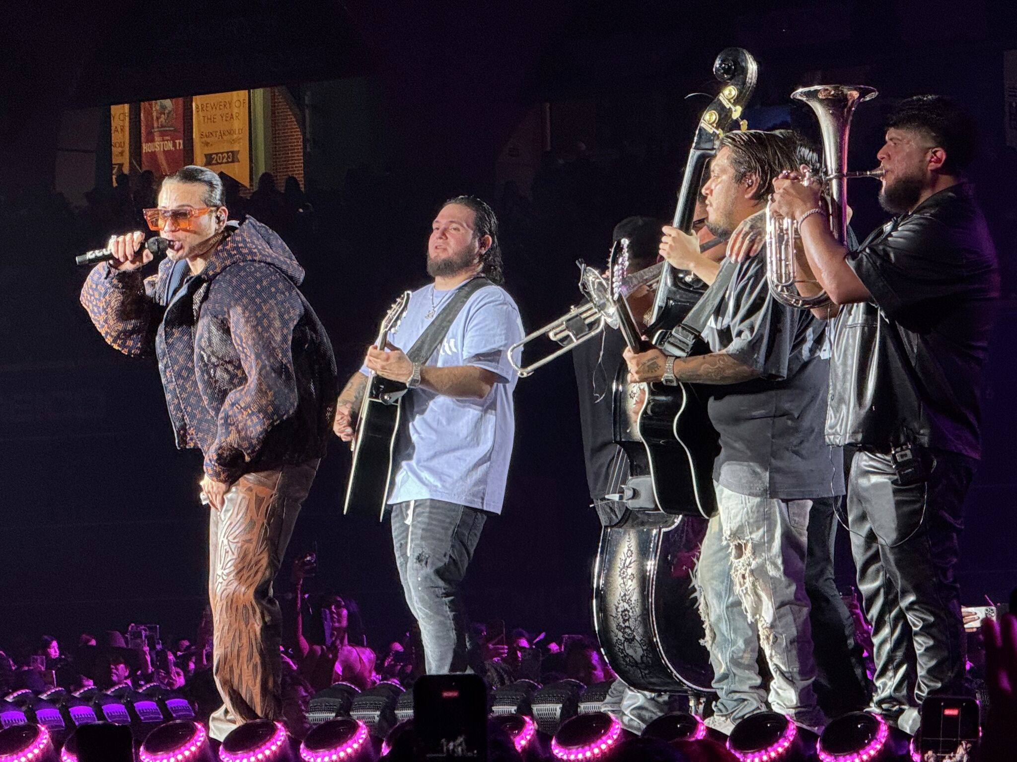 https://s.hdnux.com/photos/01/66/73/23/31175898/3/rawImage.jpg