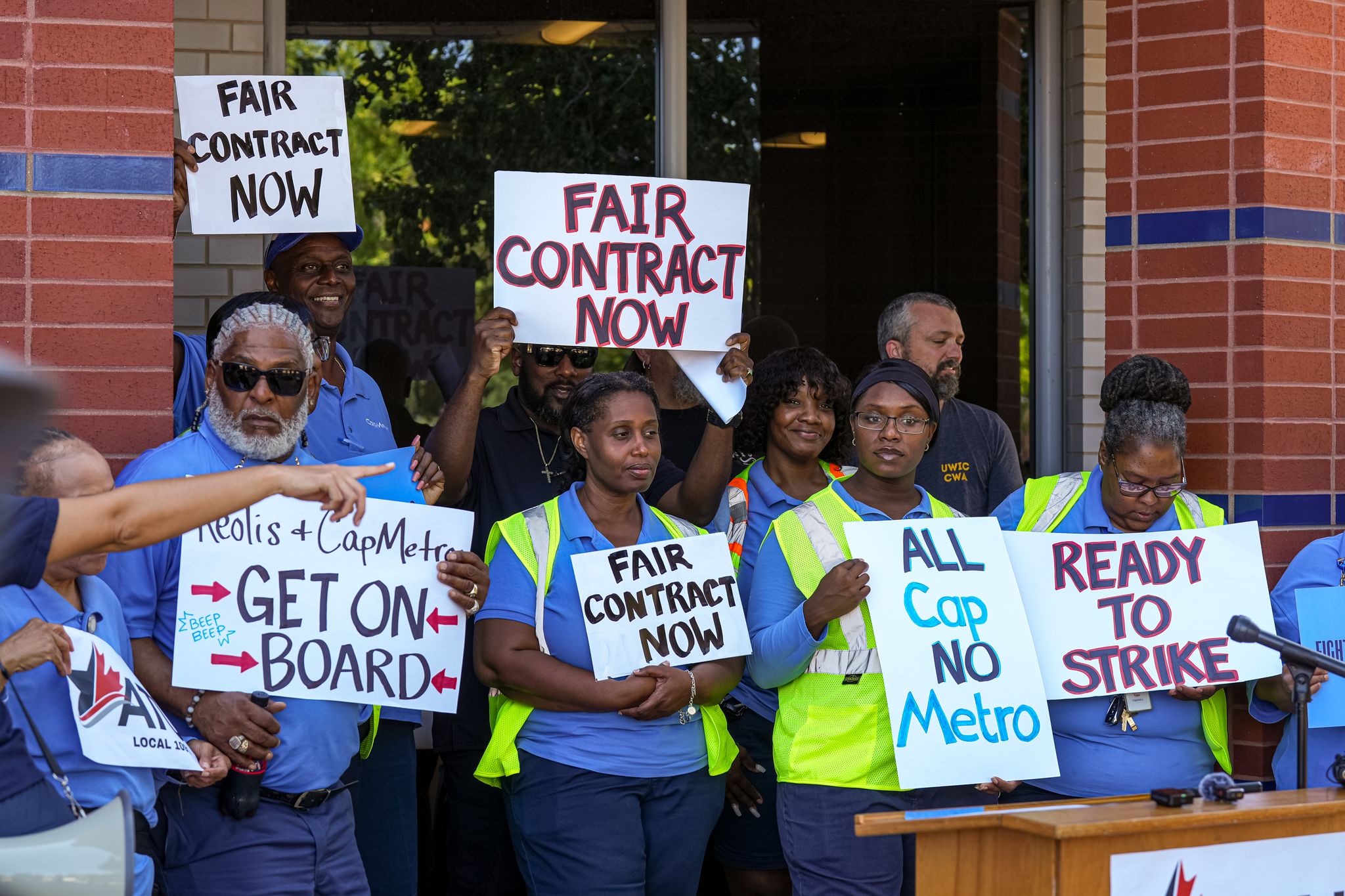 Potential strike looms as CapMetro bus workers urge board to pressure Keolis