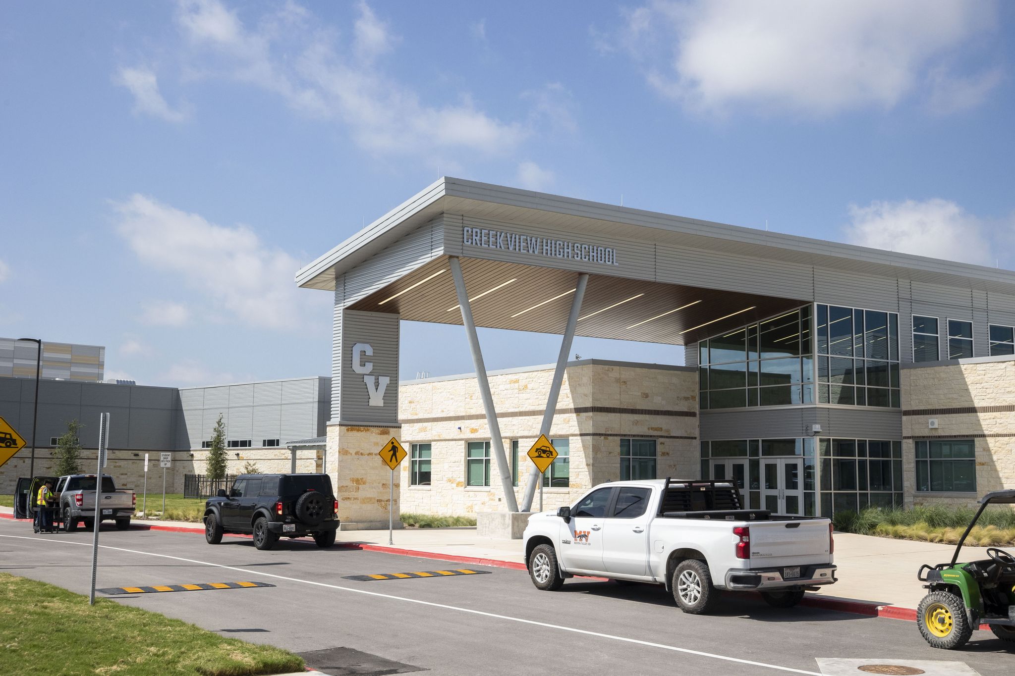 Creek View High School opens in Medina Valley ISD near Castroville
