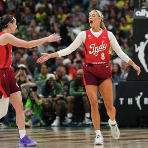 Fever do not answer questions about pro-Cunningham rally ahead of 105-95 win against Storm