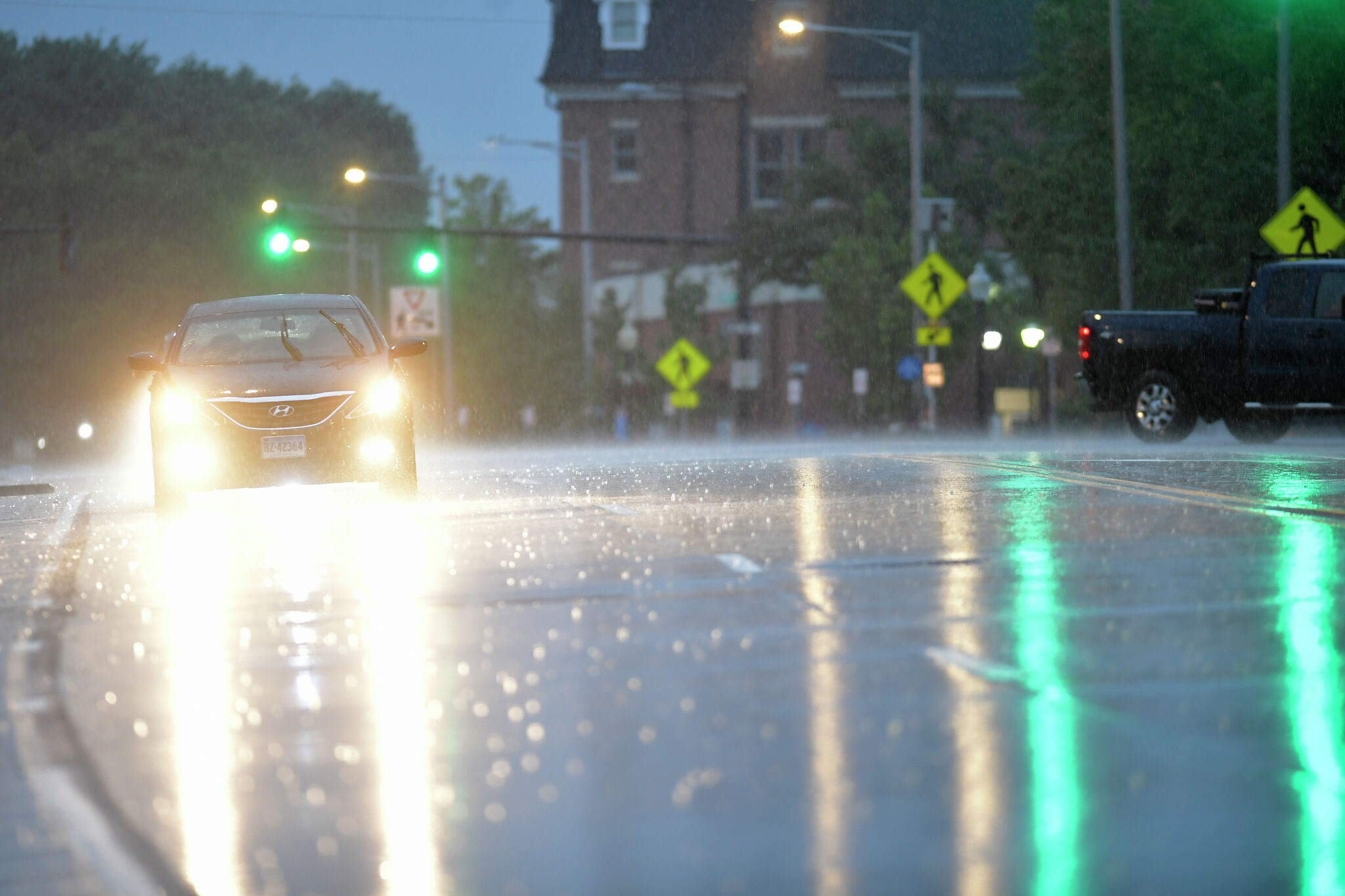 Several roads closed across CT as thunderstorms bring heavy rain, strong wind