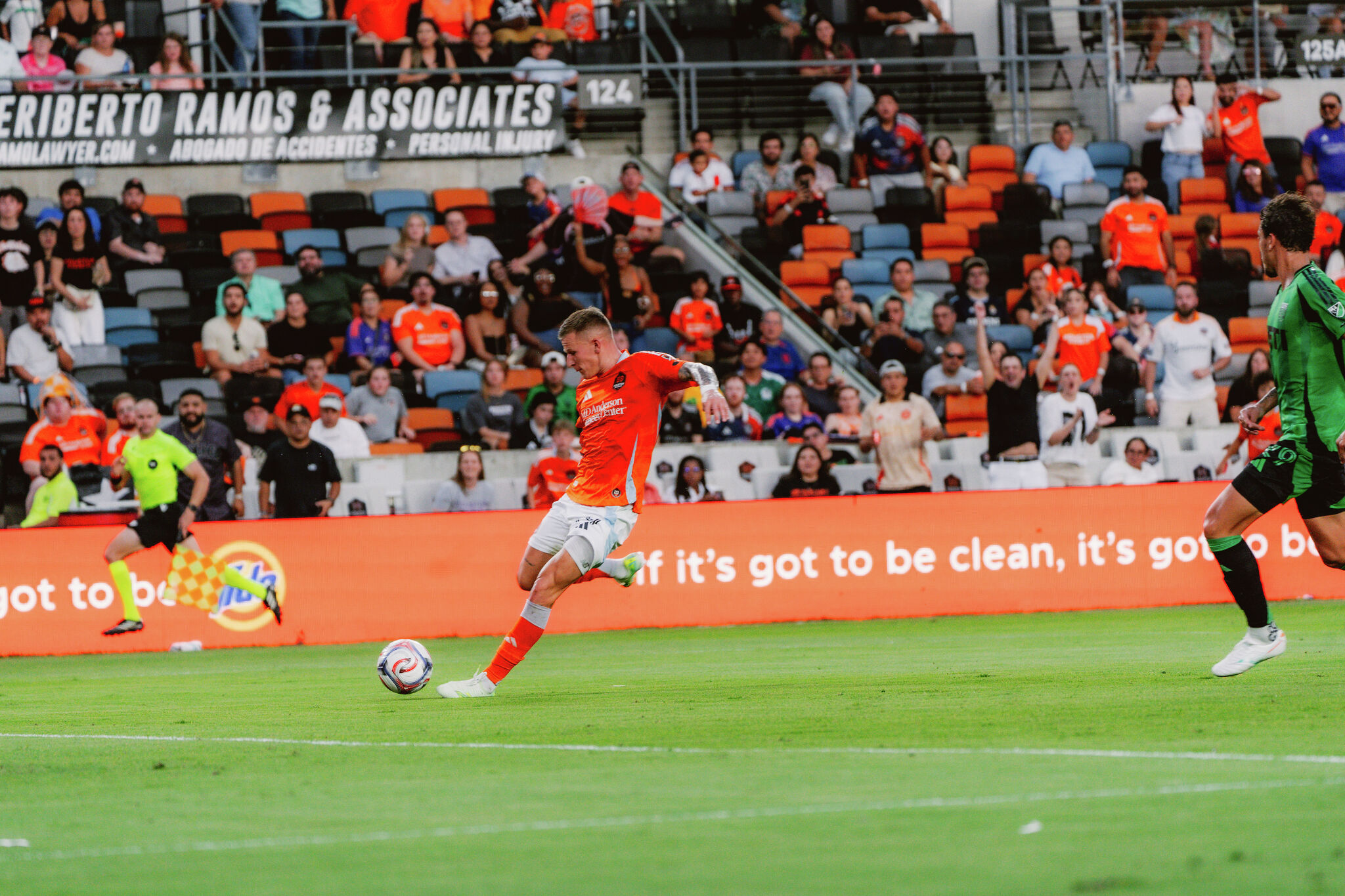 Houston Dynamo Dominate Austin FC 3-0 Behind Bogusz Brace