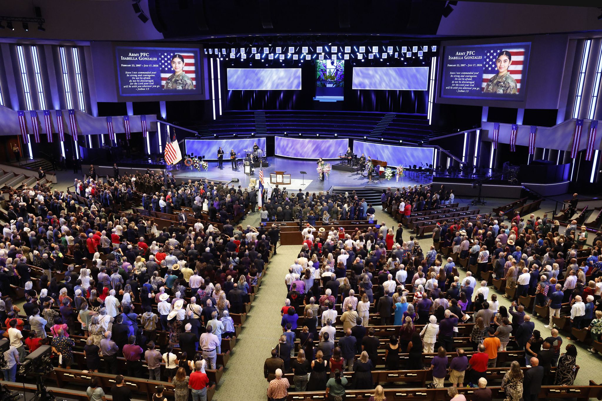 https://s.hdnux.com/photos/01/66/76/30/31188534/3/rawImage.jpg