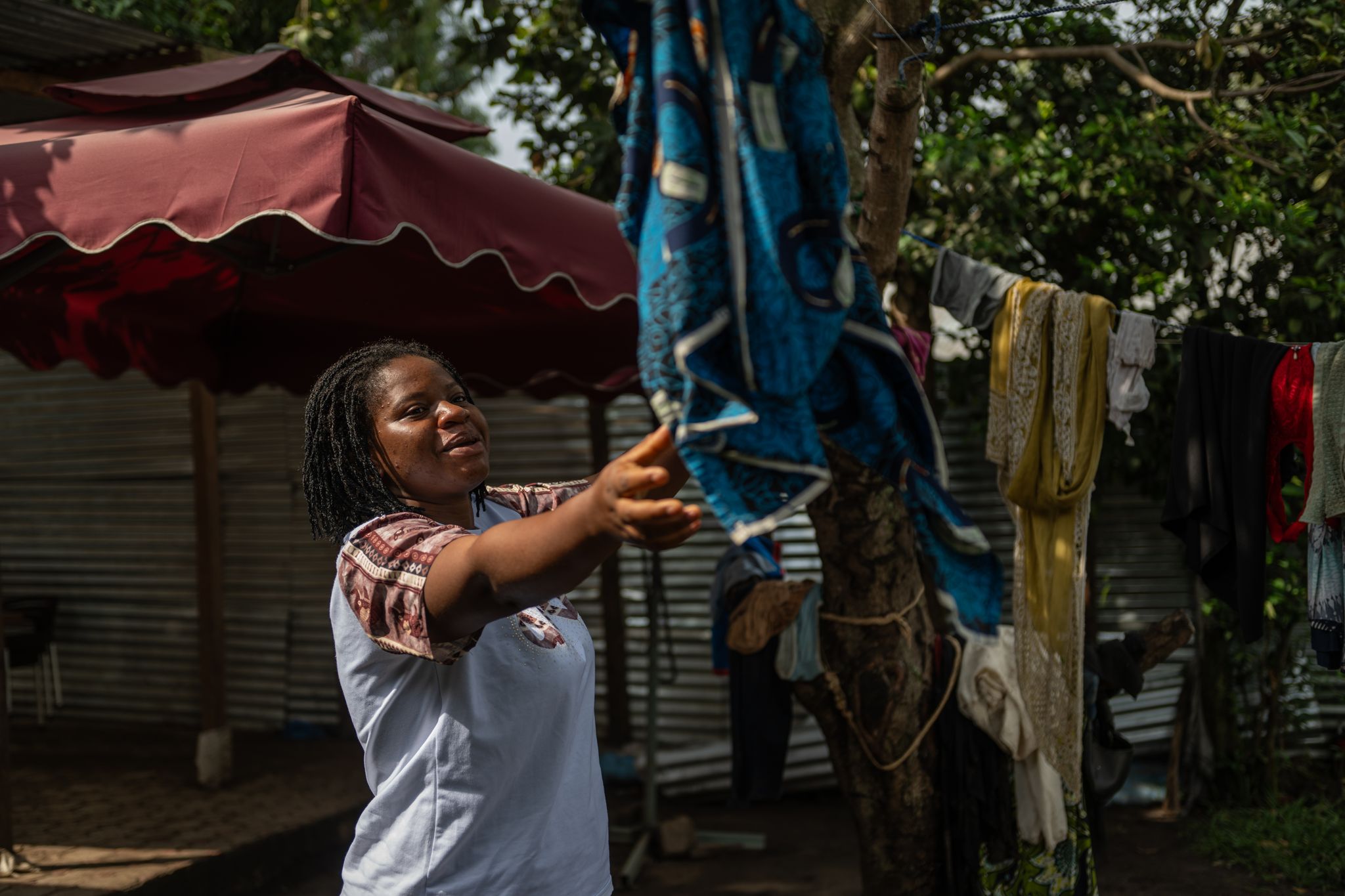 El ébola hace que la gente evite hospitales en Congo y dispara las muertes de embarazadas