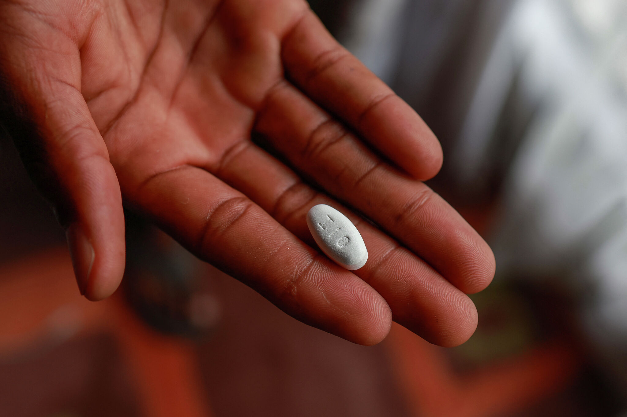 sfchronicle.com - Bob Egelko - Gilead wins key ruling in suit over AIDS medication side effects