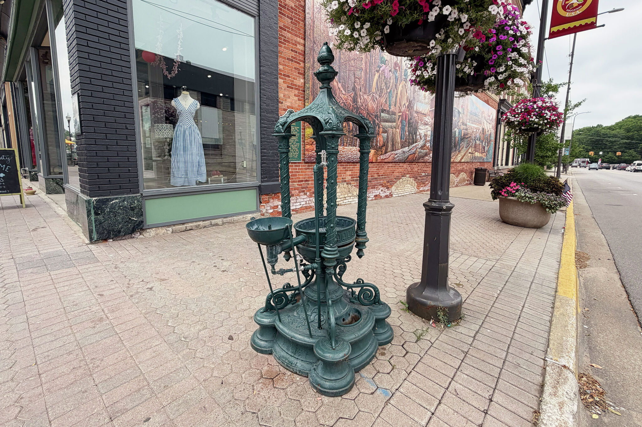 HISTORY IN PLAIN SIGHT: The two sources of the Big Rapids fountain