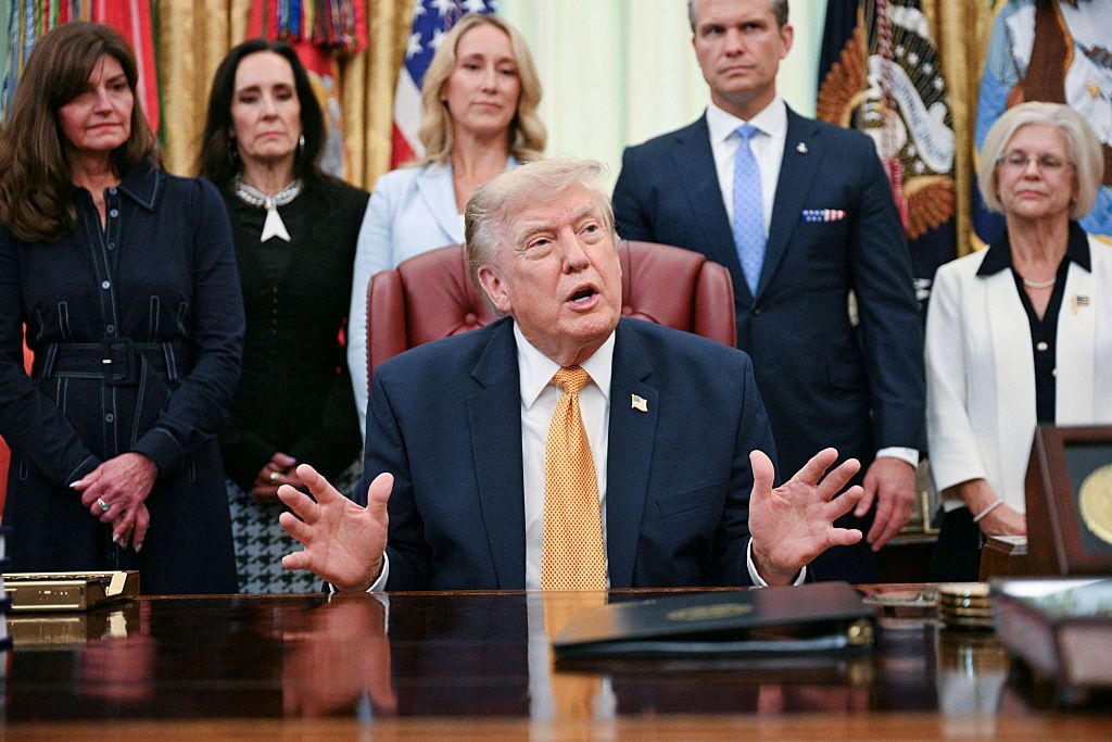 chron.com - Ahmed Humble - Trump blasts Houston oil giants after billions in profits