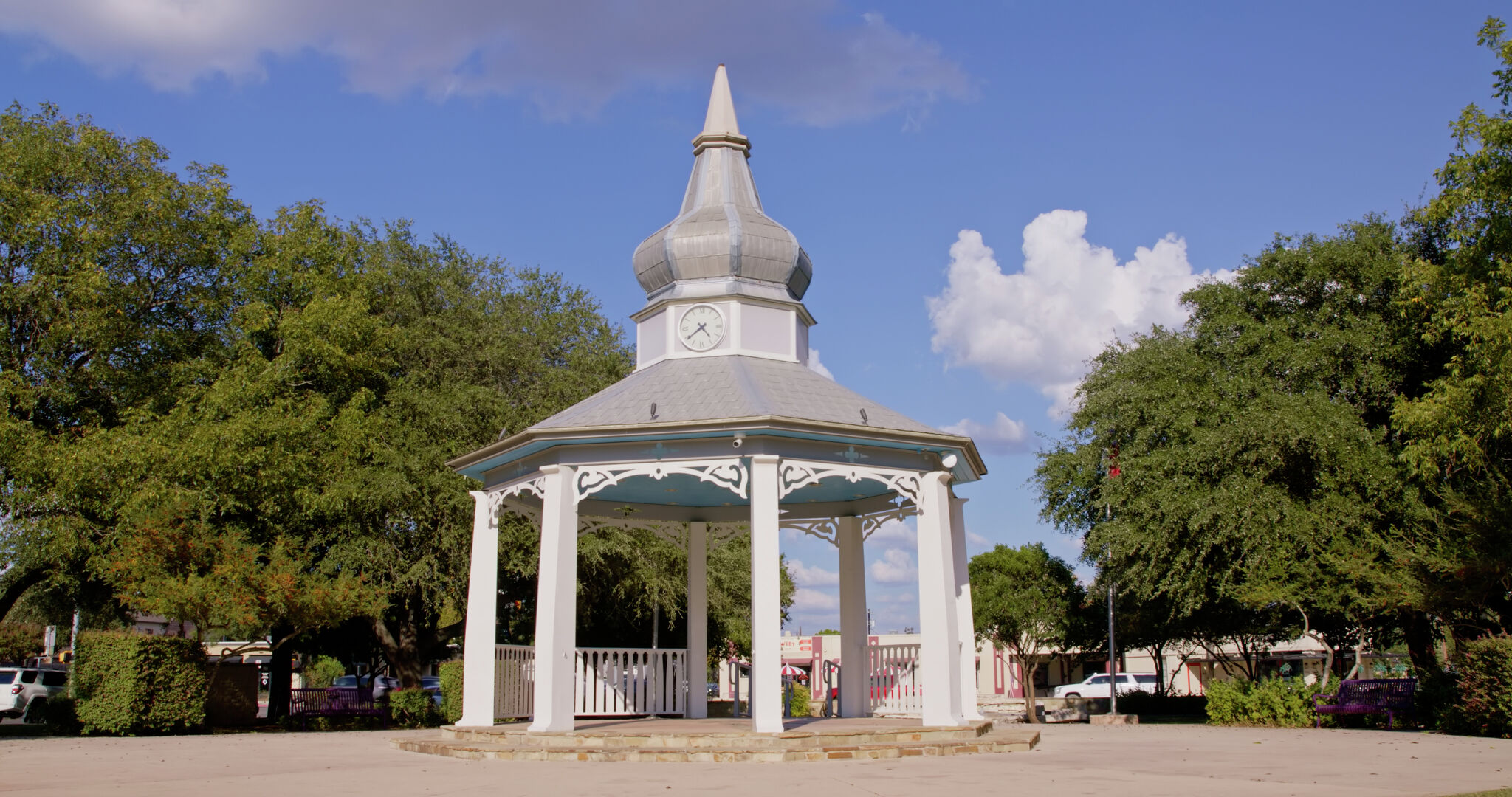 Is a Lifetime movie filming in this charming Hill Country town?