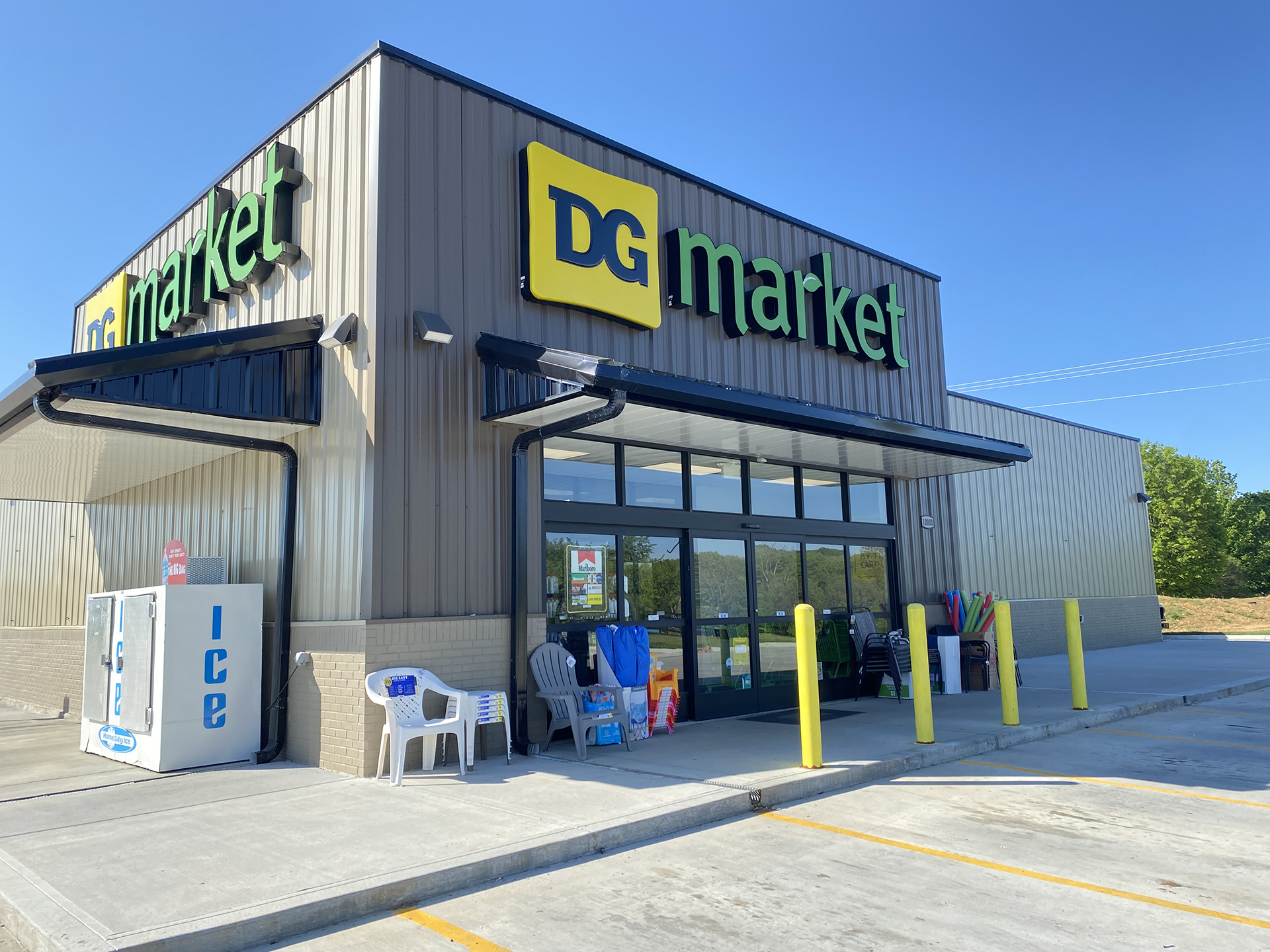 Dollar General converts Enfield store into DG Market