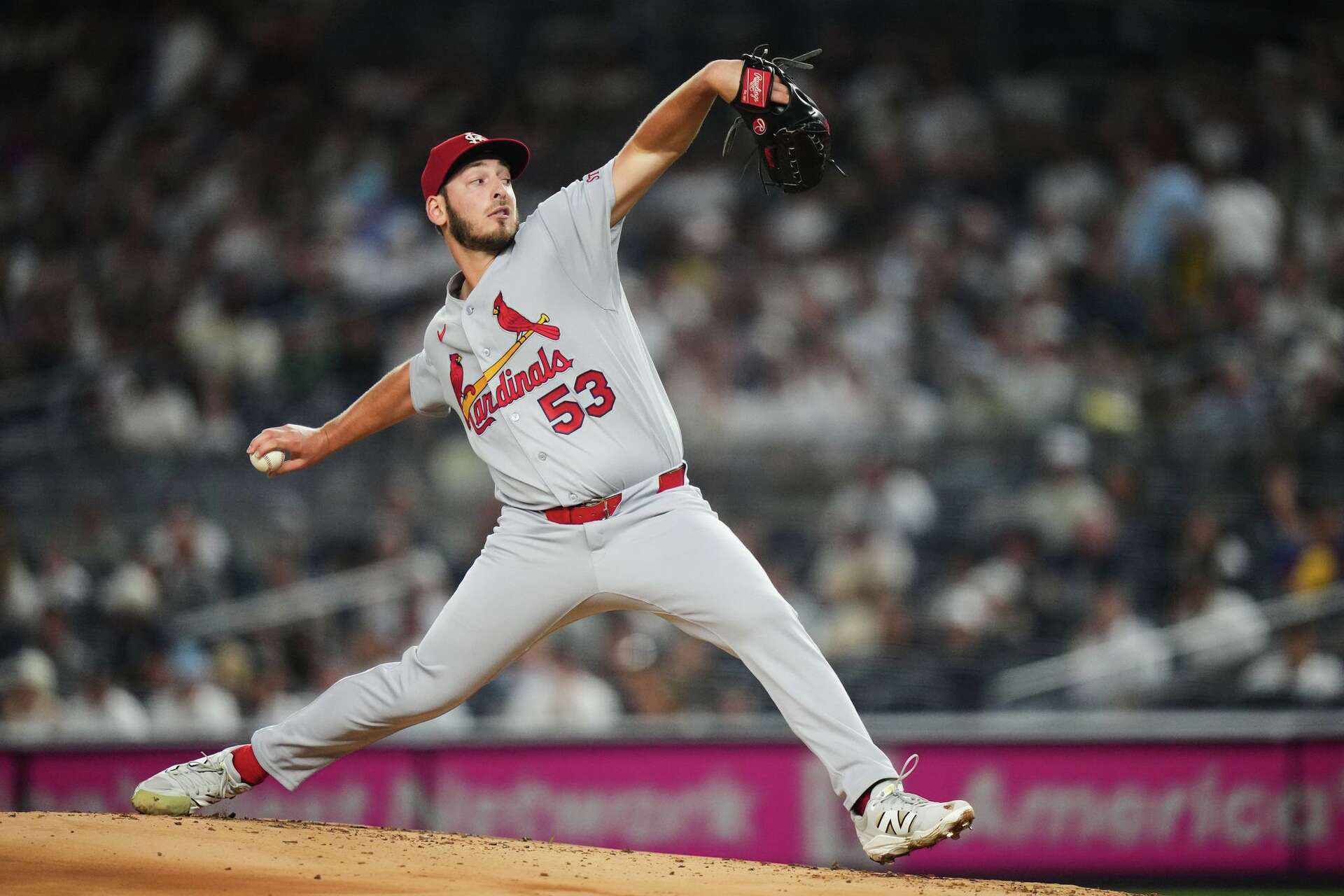 Wetherholt and Pallante lead Cardinals to 3-1 victory over punchless Yankees