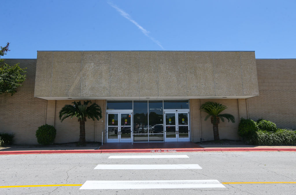 chron.com - Ahmed Humble - Famous retail giants are moving into Houston's empty storefronts-here's where
