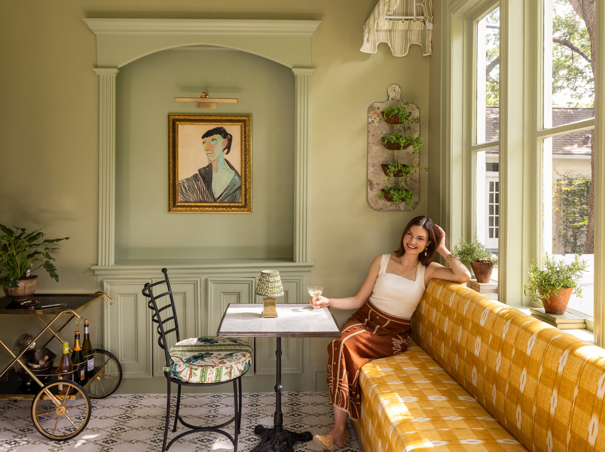 Inside Houston's Marlene Inn, where guests loved the antiques so much they went on sale