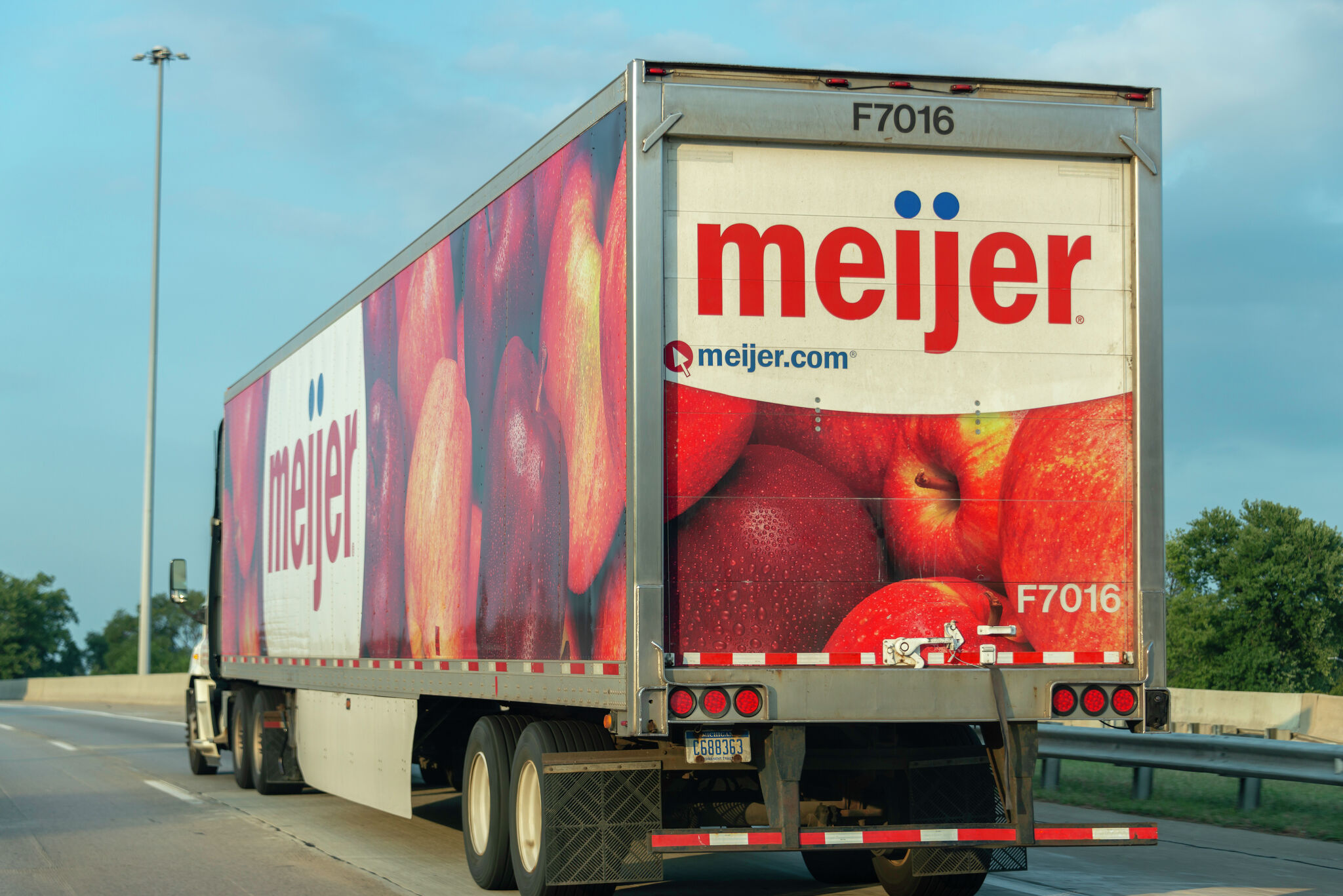 Meijer announces Simply Give double match days