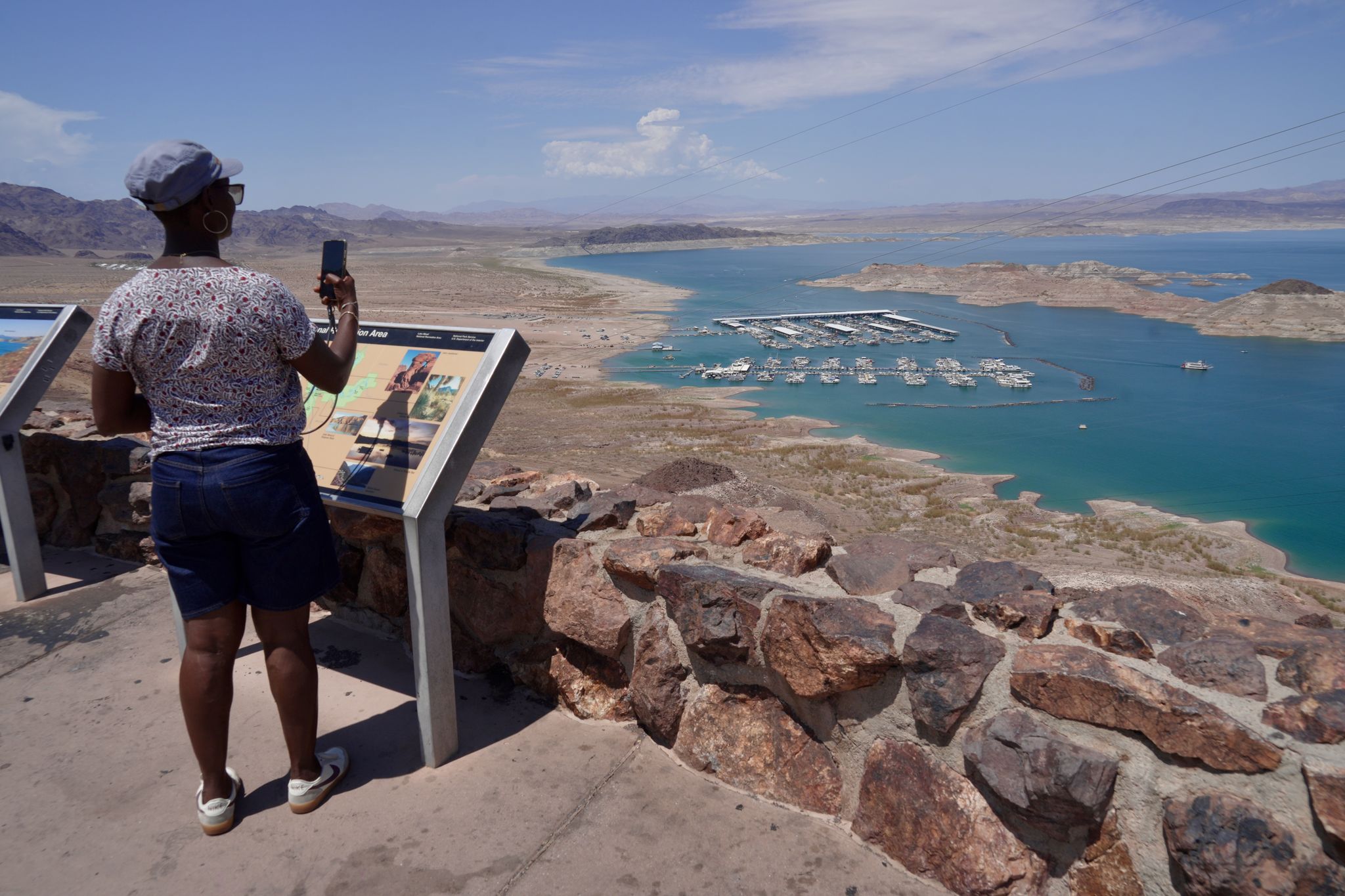 News Lake Mead hits historic low water level as Colorado River struggles By TY ONEIL and DORANY PINEDA , Associated Press Aug 8, 2026