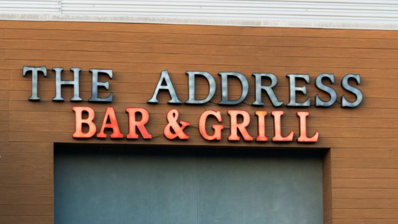 chron.com - Brandon Caldwell - Beloved Houston bar and grill to close after nine years