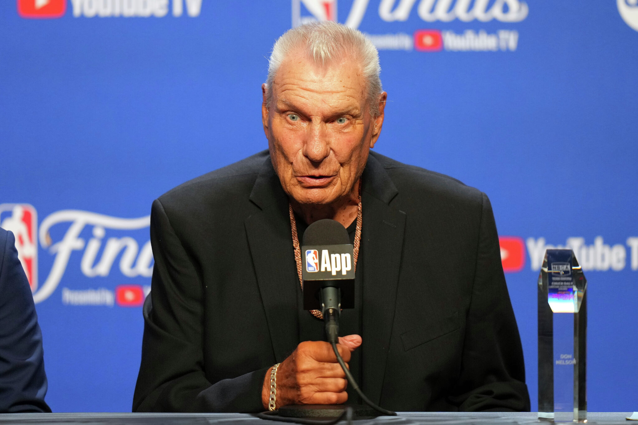 Don Nelson, the second-winningest coach in NBA and Dallas Mavericks history, dies at 86