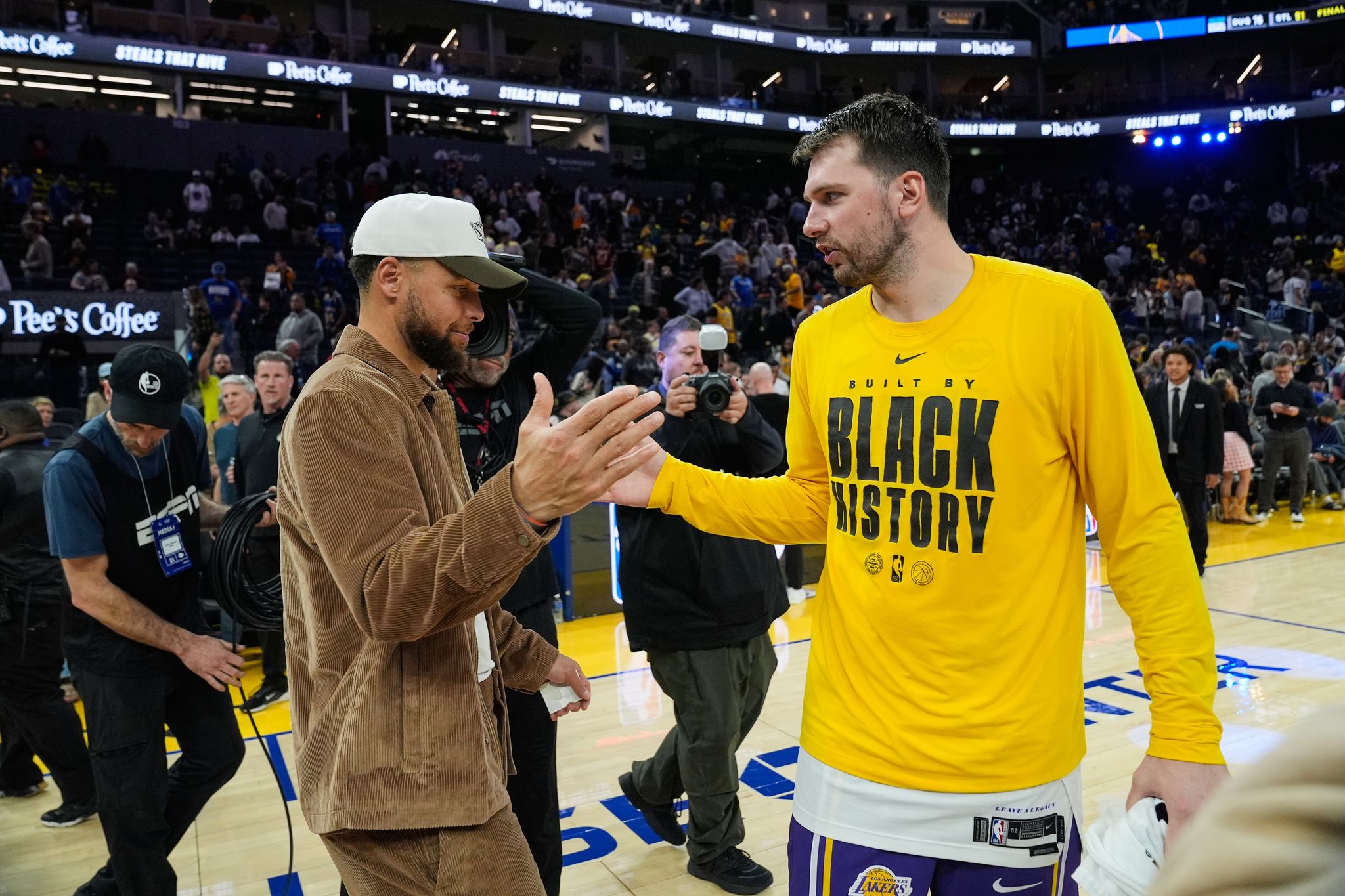 Steph Curry vs. Luka Doncic: Warriors to open season against Lakers in L.A.