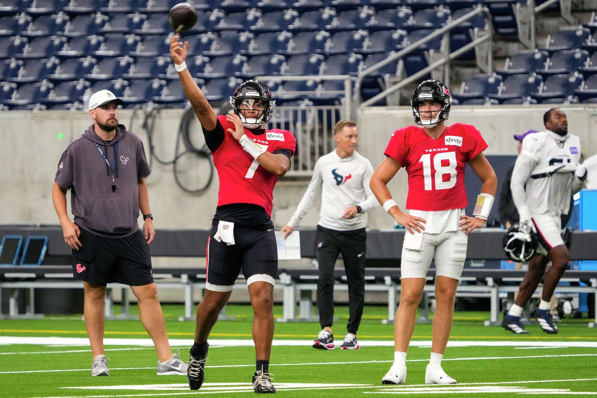 Houston Texans camp: David Montgomery, Keylan Rutledge stand out