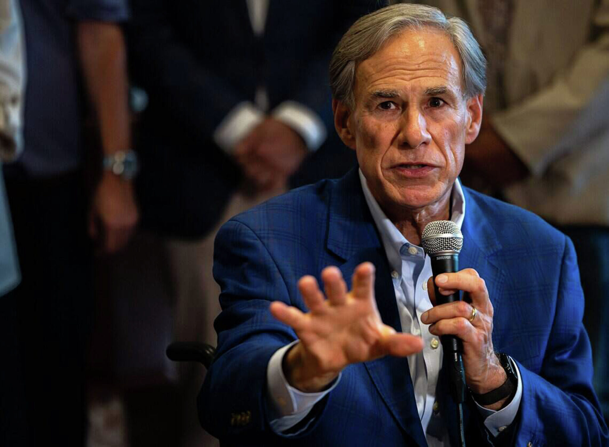 Greg Abbott's Campaign App Reads Your Phone's Address Book and Tells You Which of Your Friends Are Democrats