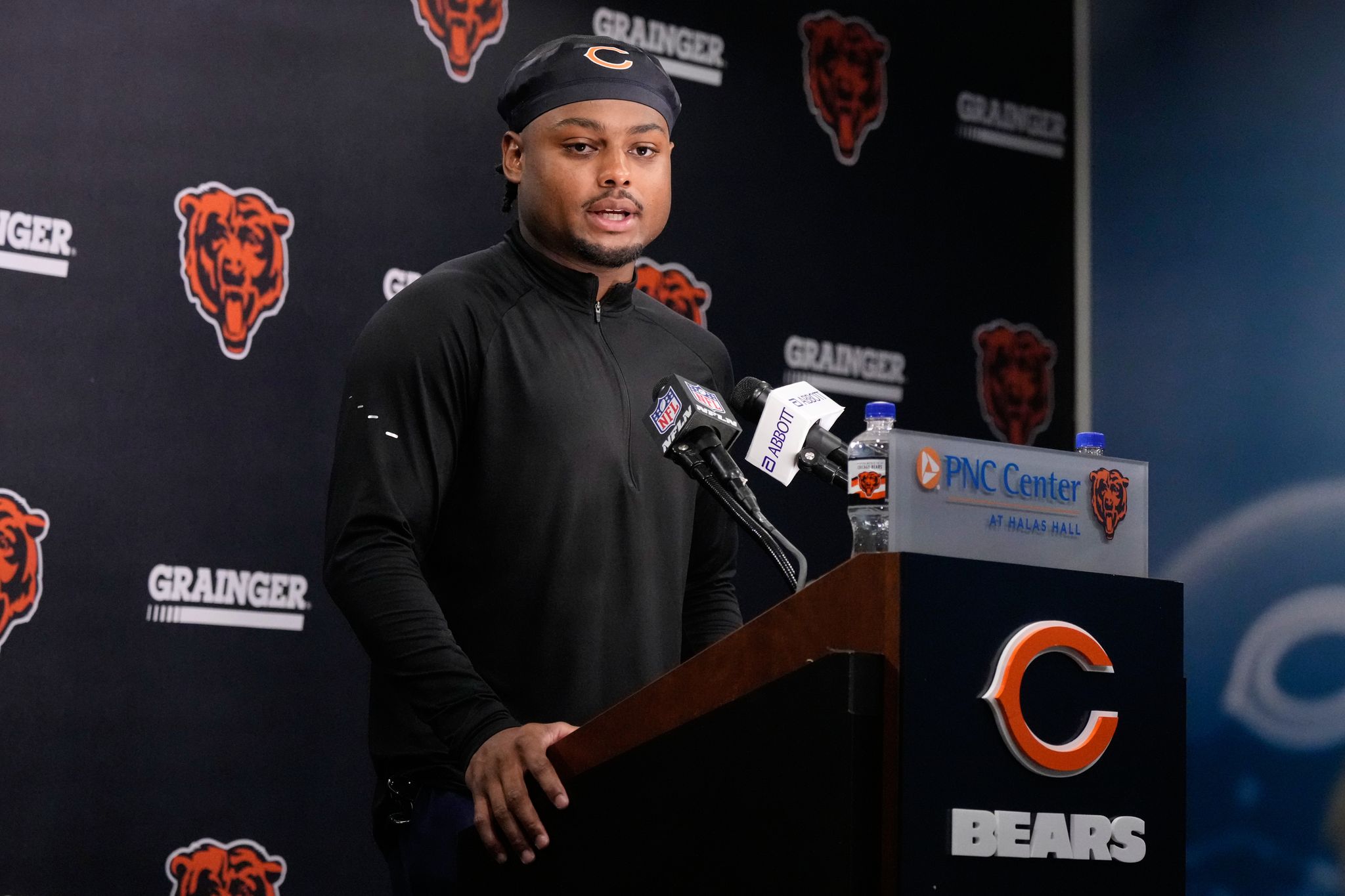 El safety de Bears Coby Bryant se perderá de 4 a 6 meses tras cirugía de rodilla