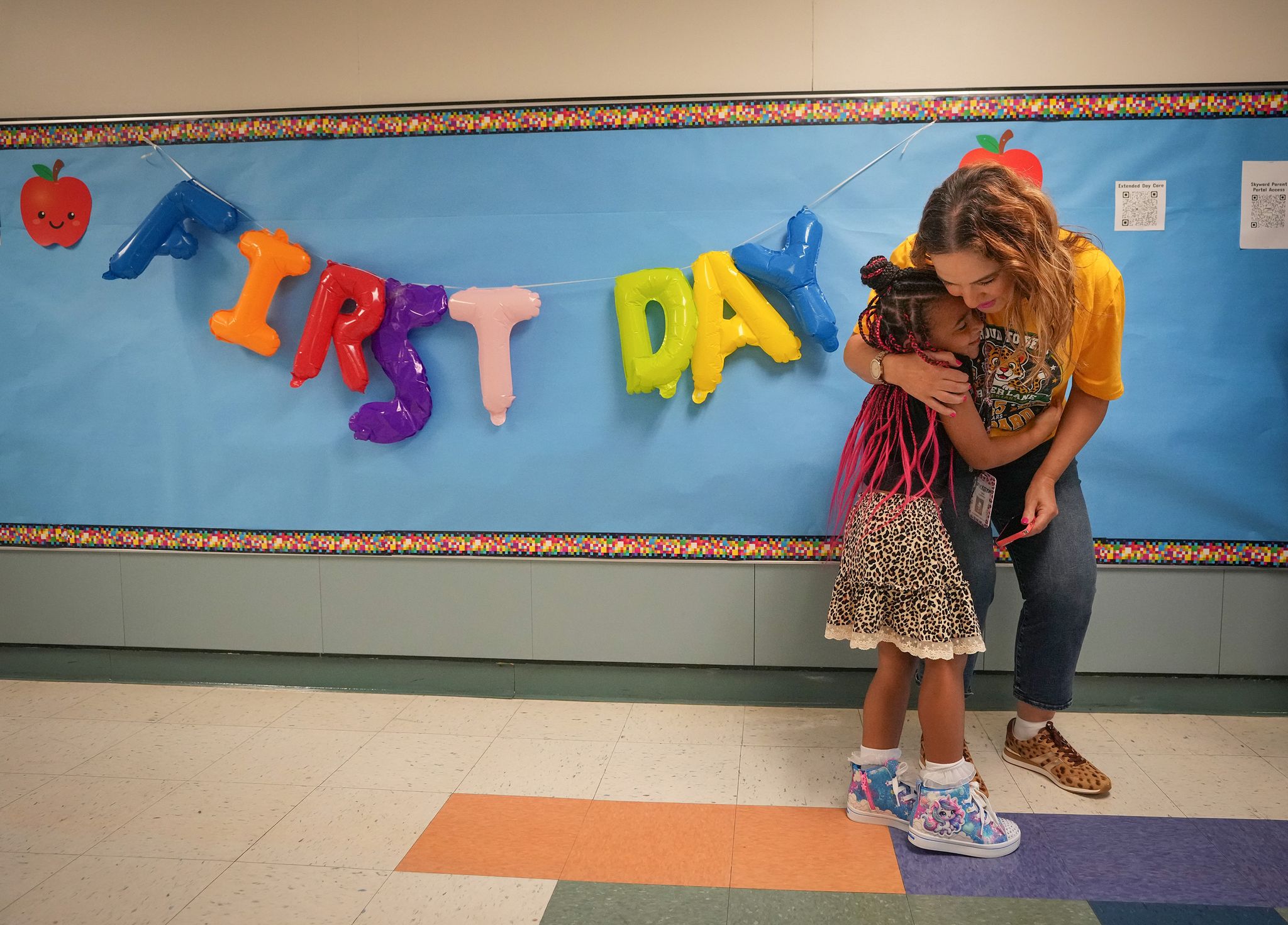First day of school brings Pflugerville ISD students back to class: See photos