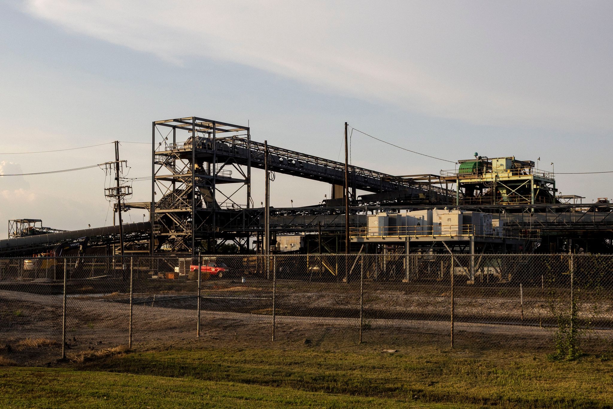 chron.com - TRISTAN BAURICK/Verite News - Trump's 'energy emergency' could fast-track massive expansion of Plaquemines LNG export terminal