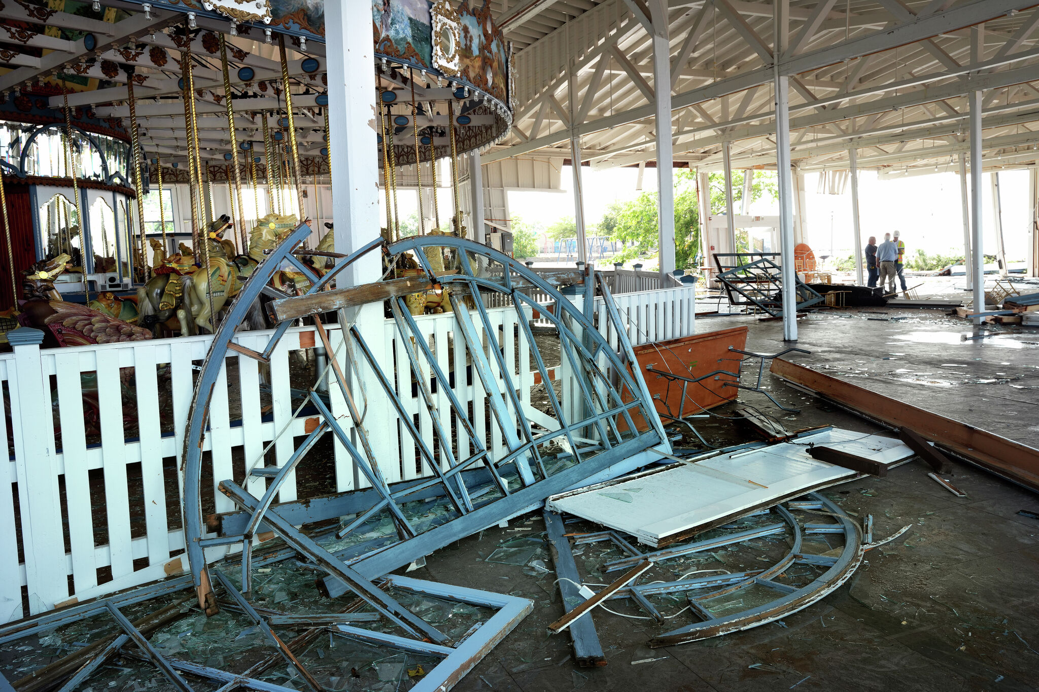 Point Ligth Storm damages Lighthouse Point Park carousel building in New Haven