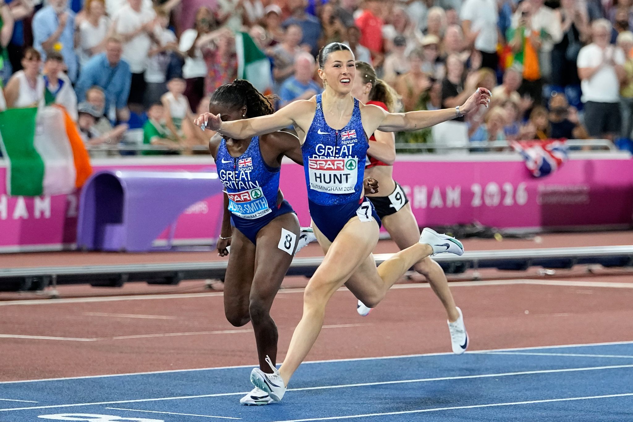 I Want It All British Sprinter Amy Hunt Hits High Notes In Medal i-want-it-all-british-sprinter-amy-hunt-hits-high-notes-in-medal