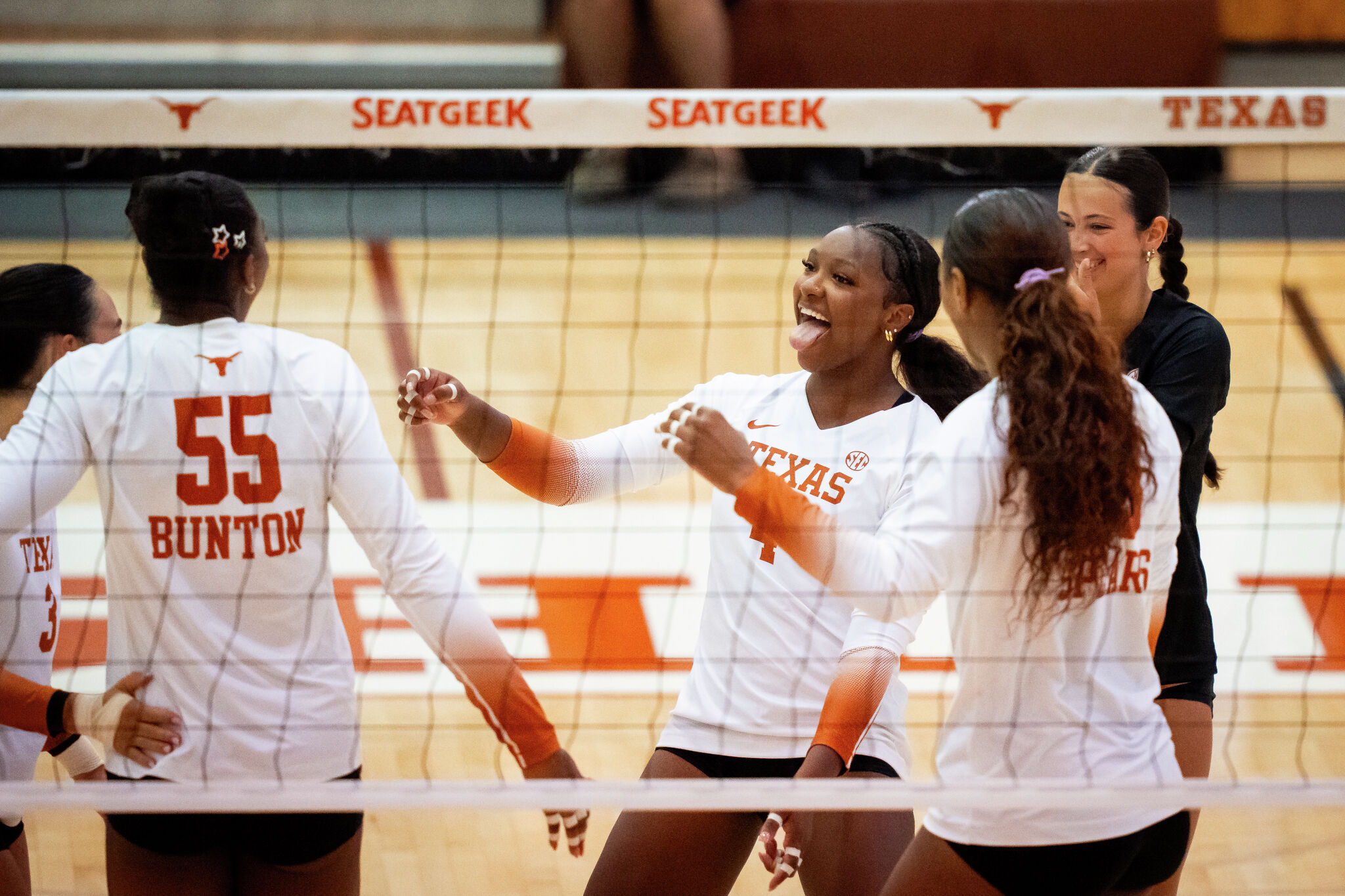 Texas volleyball vs TCU: Live updates of Longhorns' first match against Las Vegas