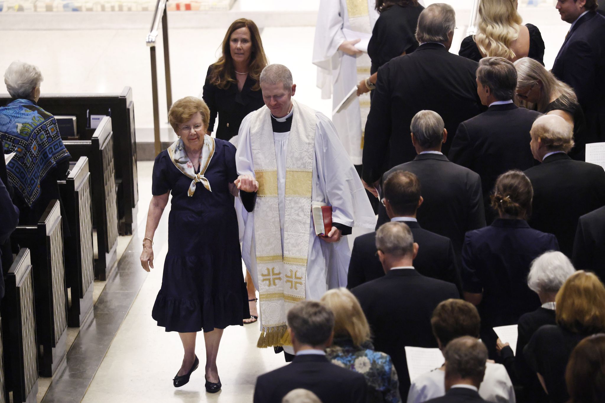Tom Luce remembered at Dallas funeral for lifetime of service