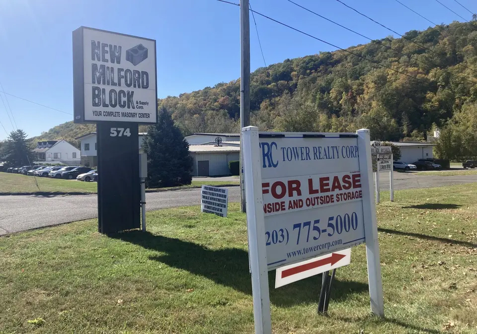 Dust pollution under review for New Milford Route 7 cement plant