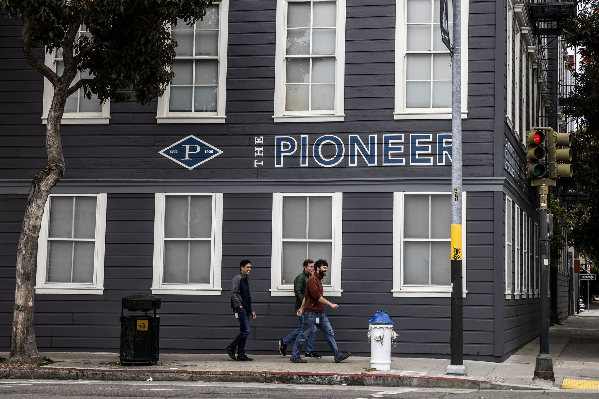 sfchronicle.com - Laura Waxmann - OpenAI and Elon Musk's xAI called this S.F. building home. Now another startup is moving in