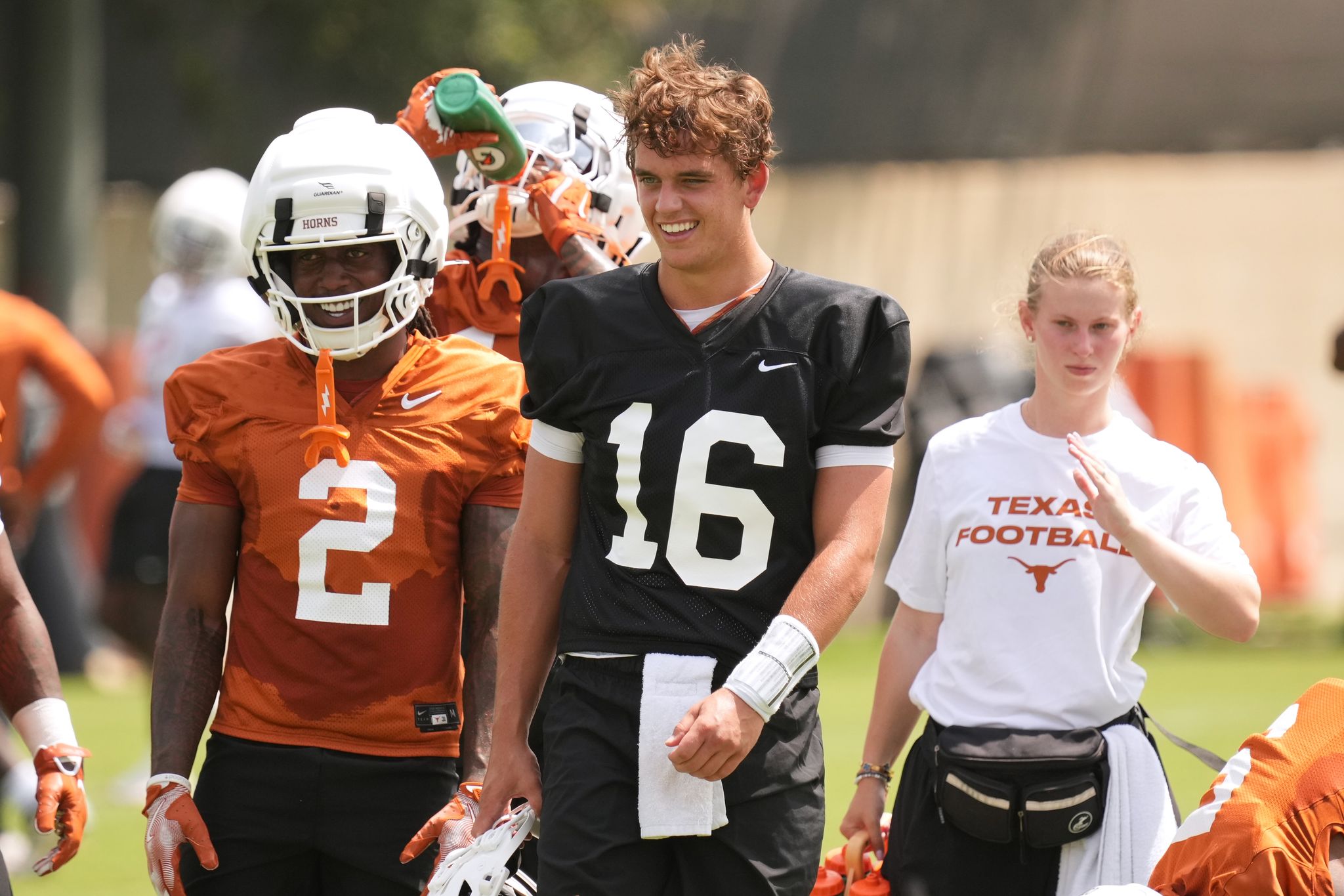 Arch Manning had an up-and-down debut. Texas has revamped around him, hoping for championship run