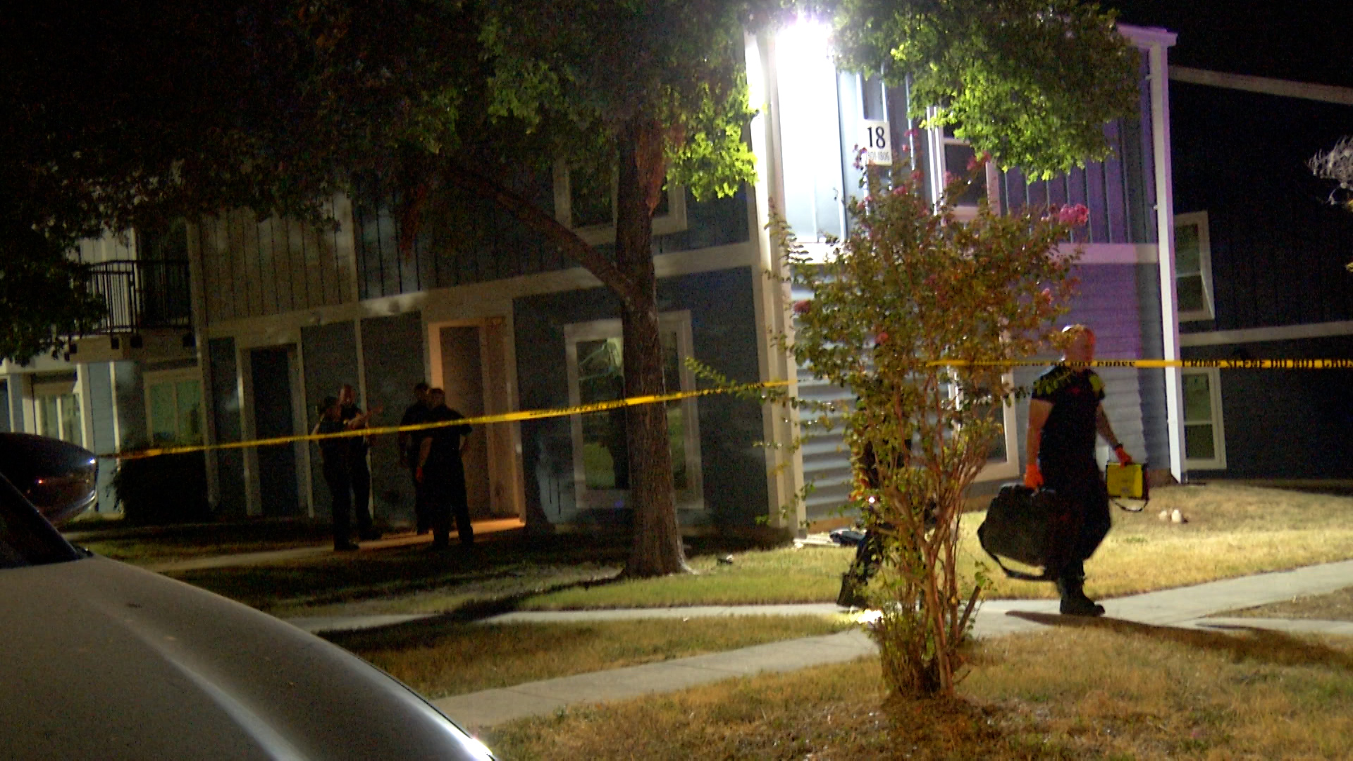 18-year-old killed, 1 injured in shooting at North Side apartments