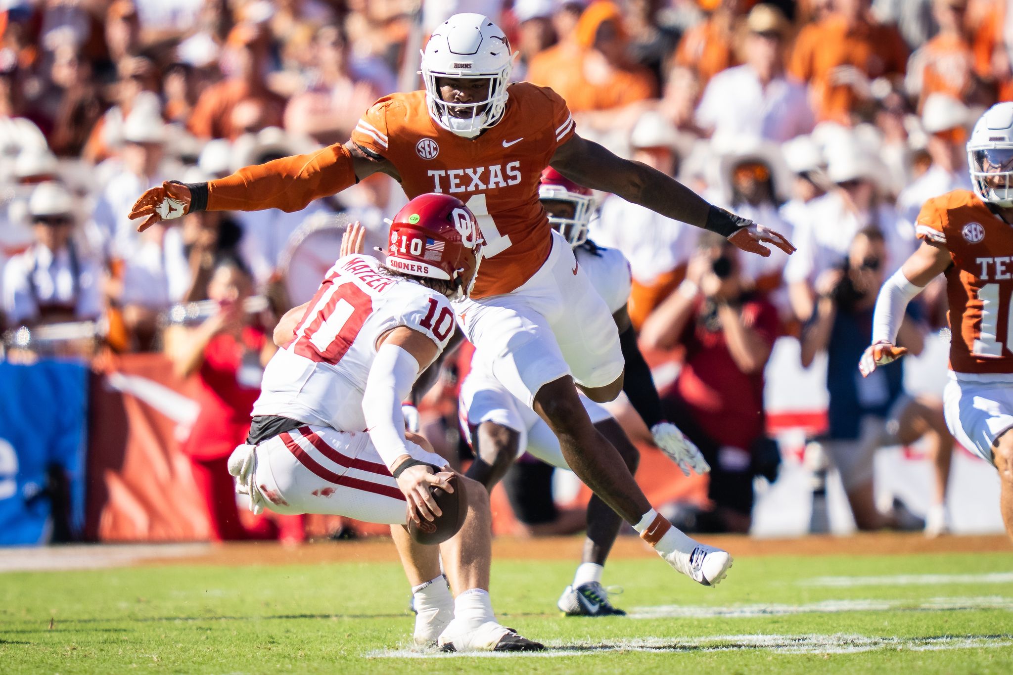 Texas puts 4 players on preseason AP All-America team; 14 of the 27 first-team picks are from SEC By ERIC OLSON , AP College Football Writer Updated Aug 18, 2026 11:22 a.m.