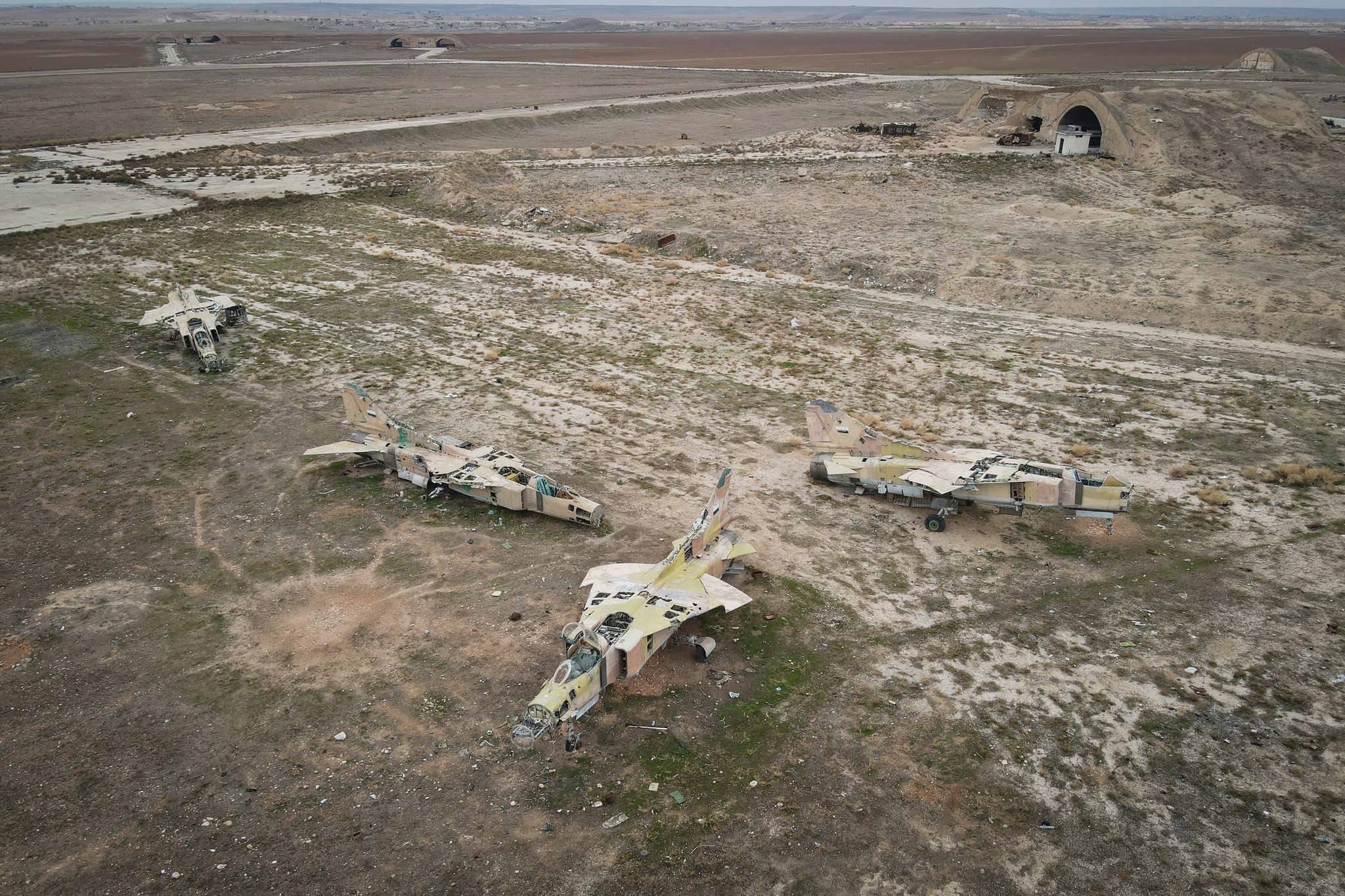 Israel atacó una base aérea siria horas después de visita turca, dicen funcionarios sirios
