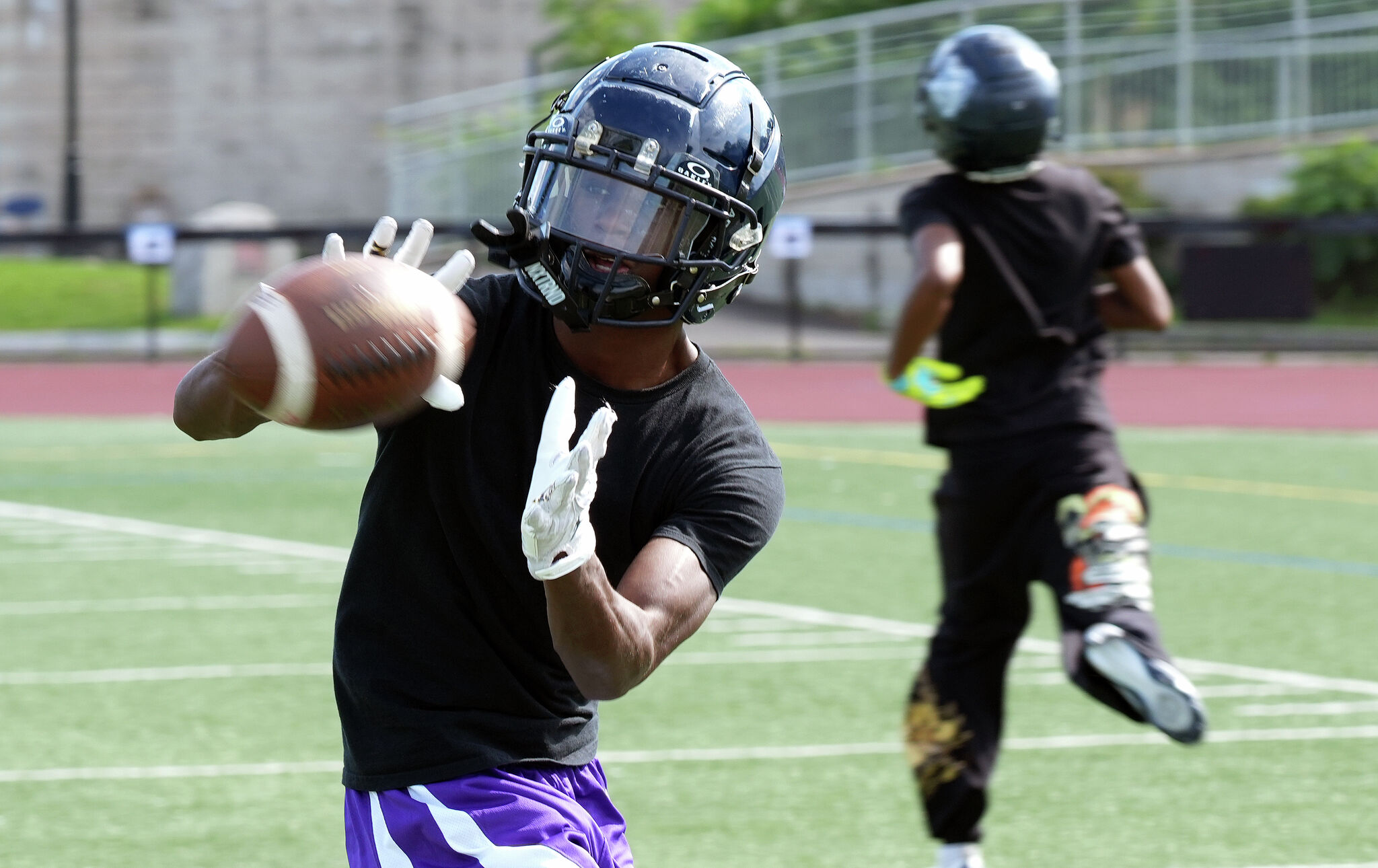 After beating cancer, Hillhouse's Jakyi Wright emerges as one of Connecticut's best receivers