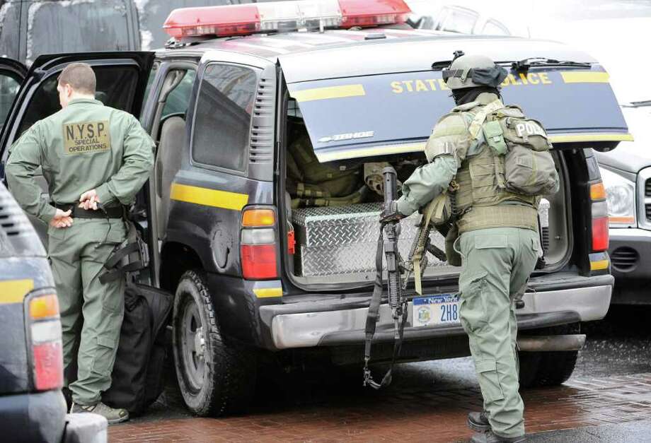 Hostage situation on Westerlo Street, Albany Times Union