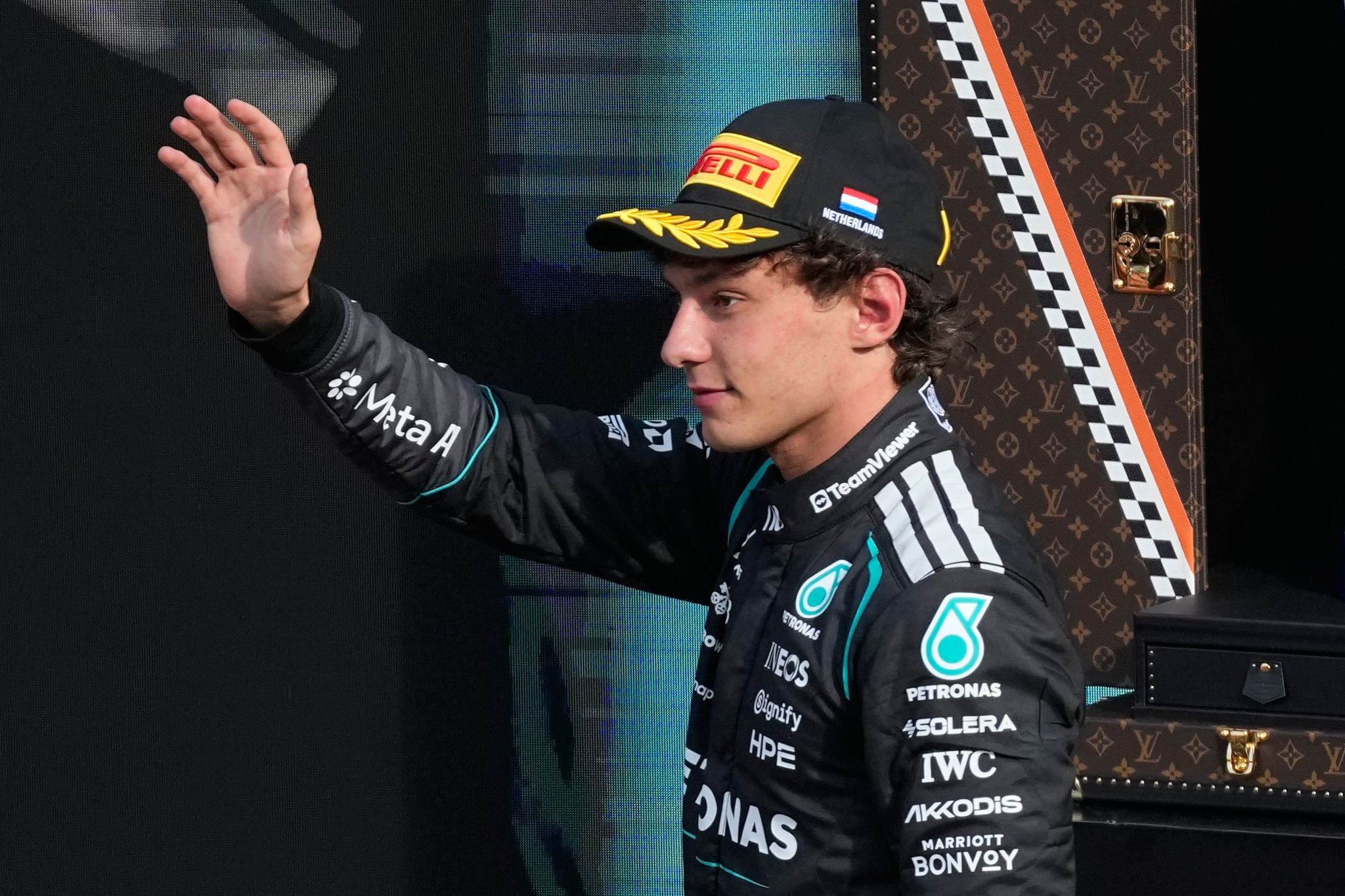 Mercedes boss Toto Wolff defends ordering Russell to give up 2nd place ...