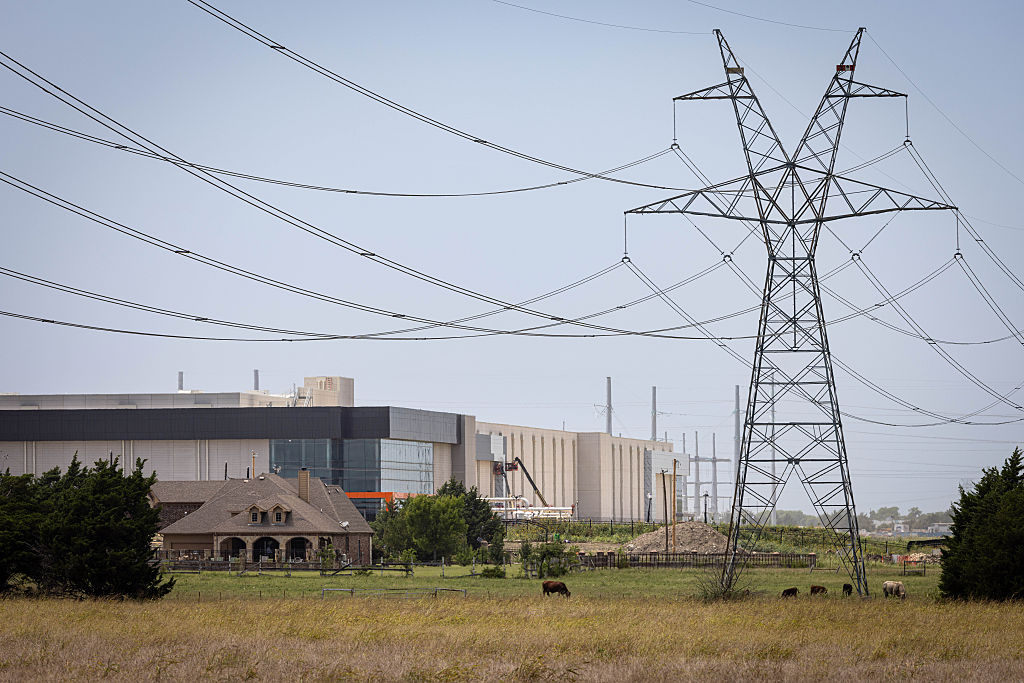 Texas data center, power line delays raise blackout, growth fears