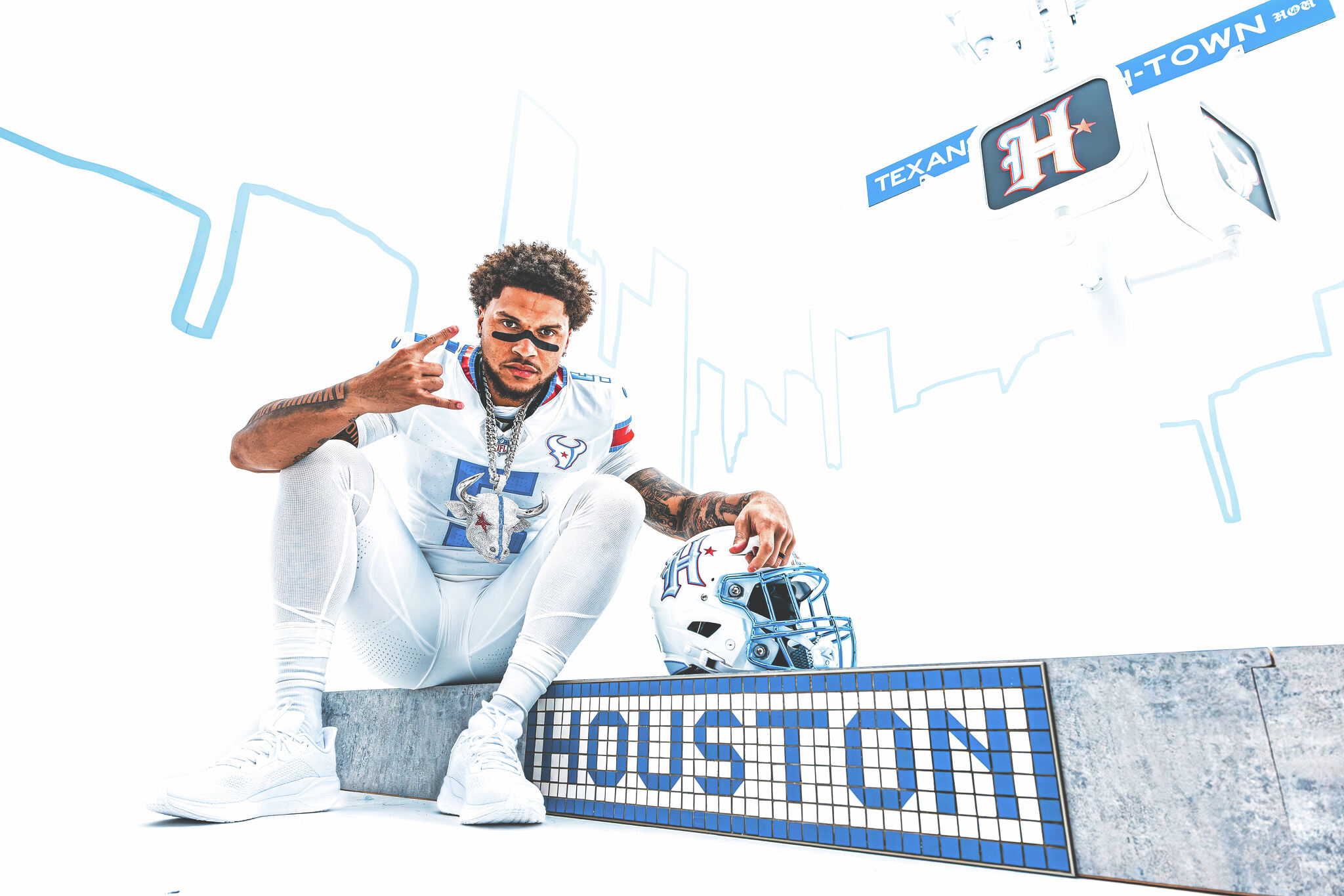 Breaking down all the intricate H-Town details in Houston Texans' new rivalry uniforms