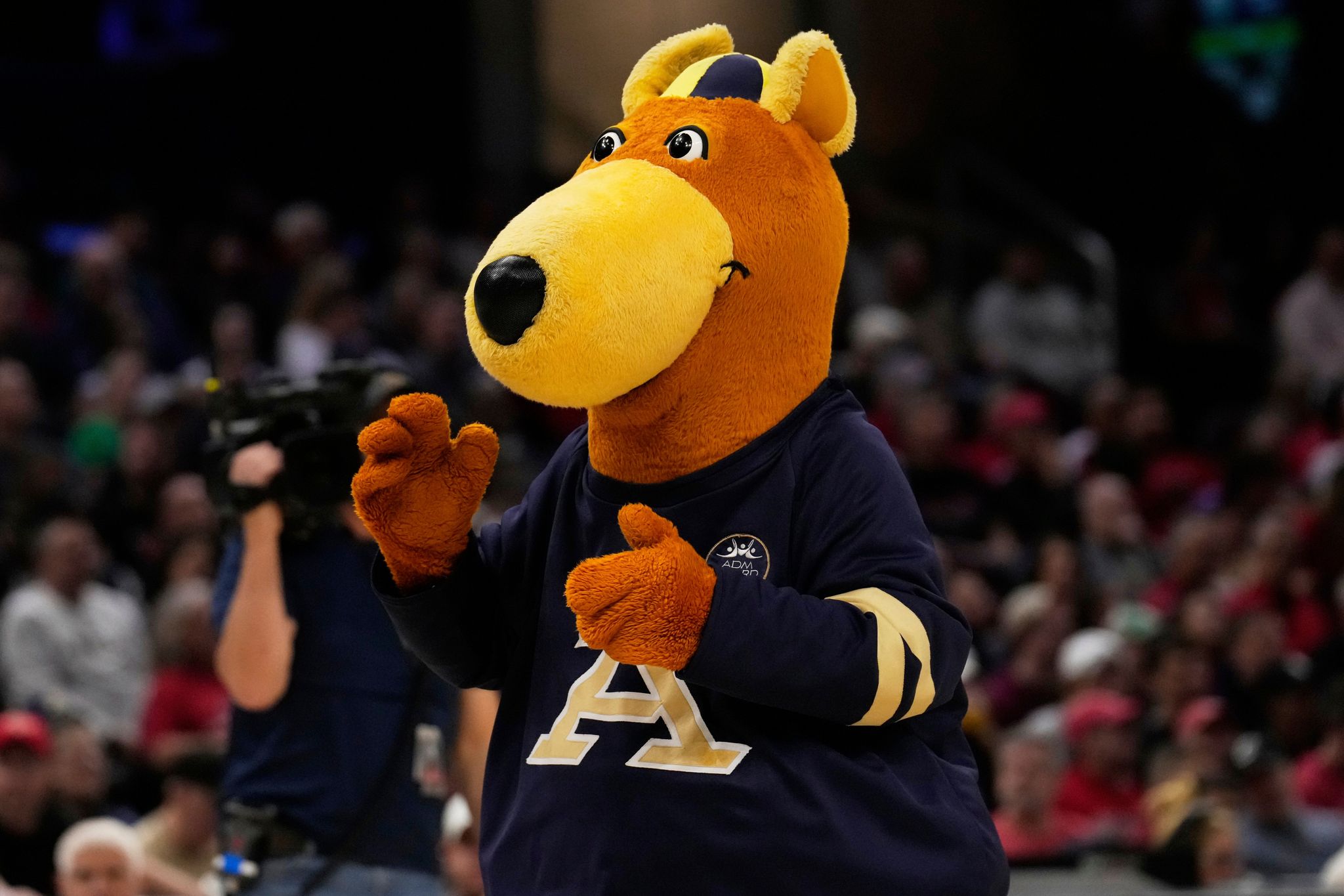 Akron fan’s dream OC debut ends in heartbreak after 4 plays and a costly fumble