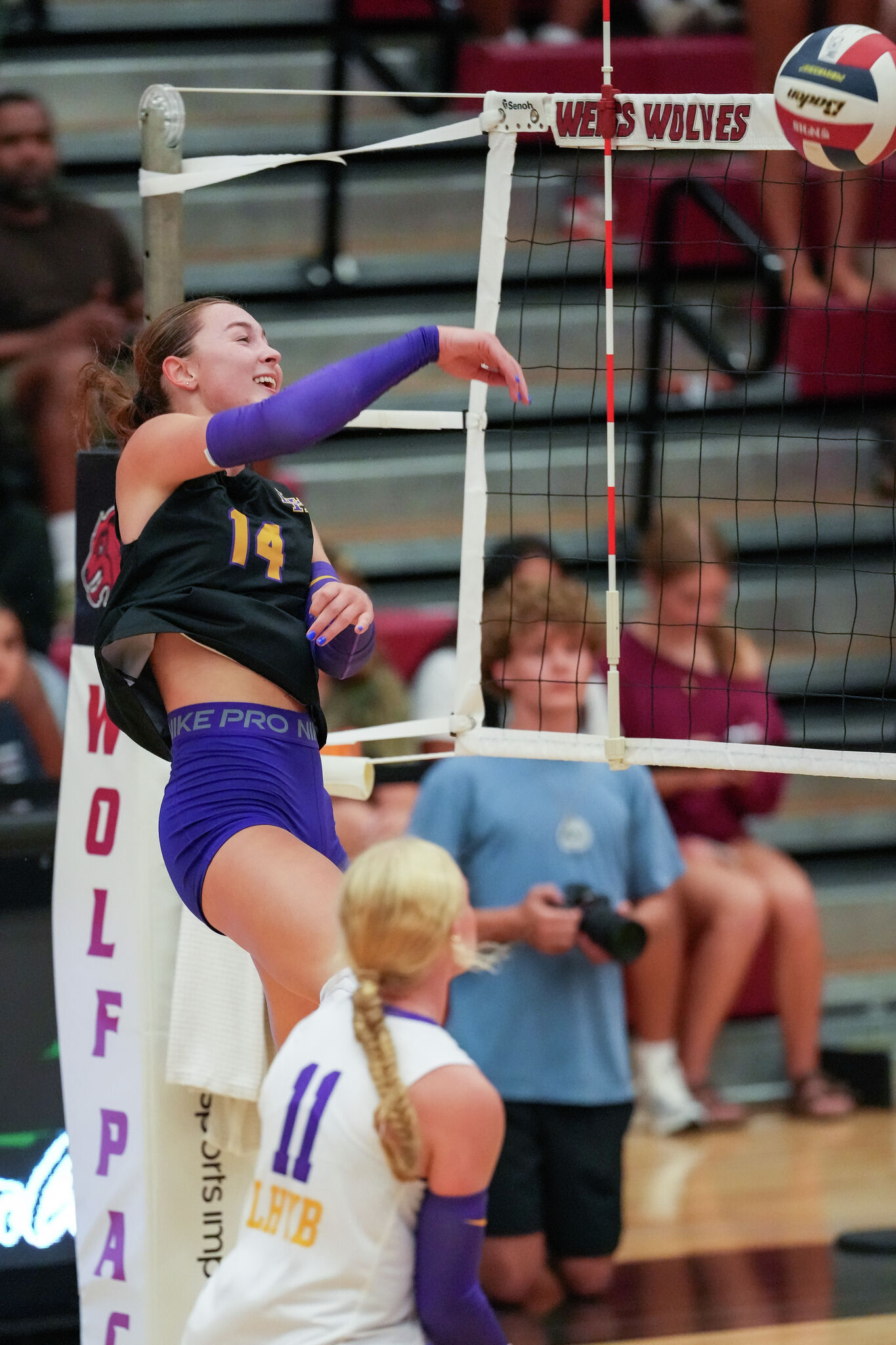Rouse, Liberty Hill, Georgetown notch big wins as volleyball district play reaches midpoint