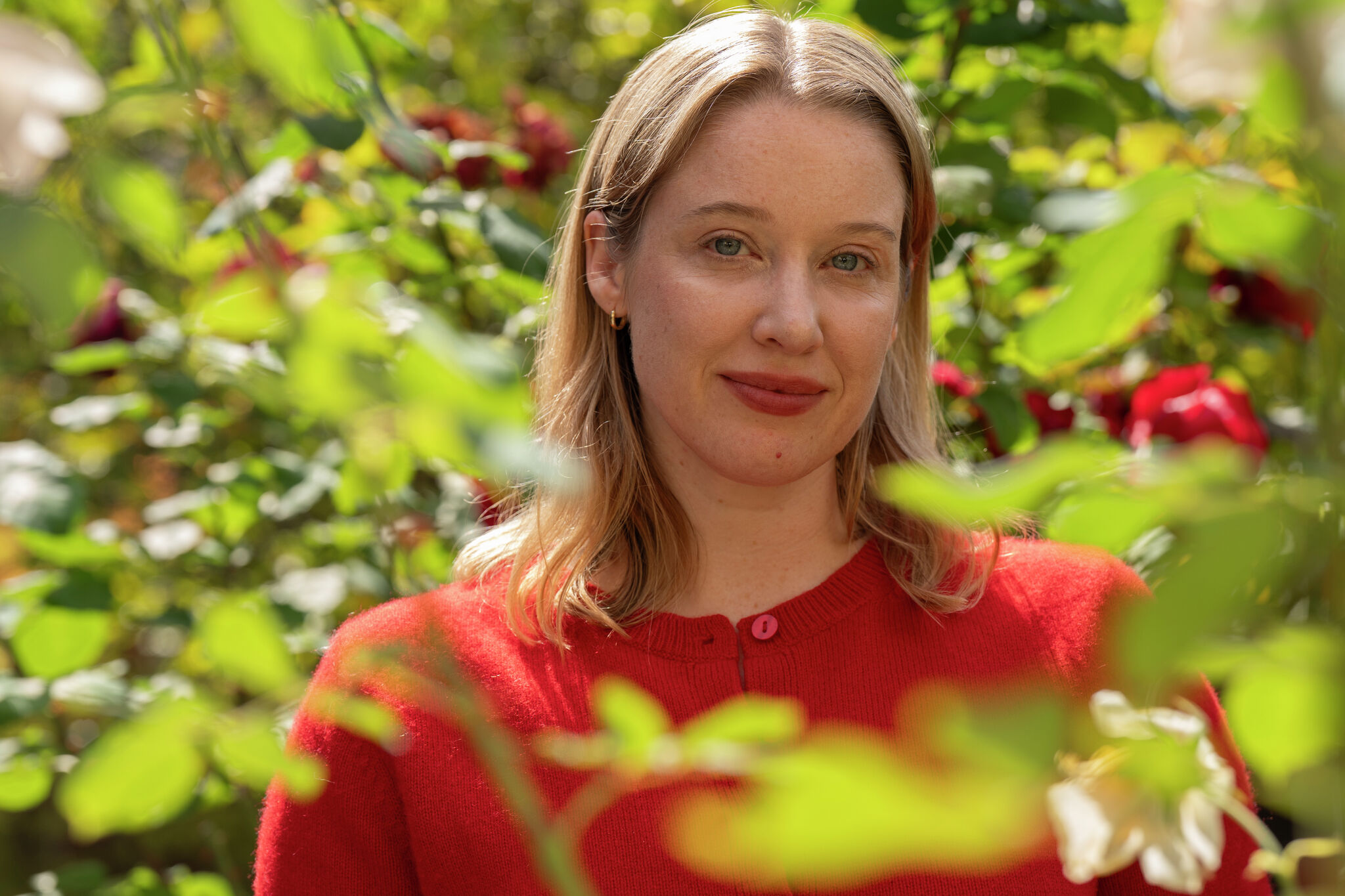 sfchronicle.com - Eve Batey - Bay Area author's latest novel asks a wild question: What if life began with fungi?