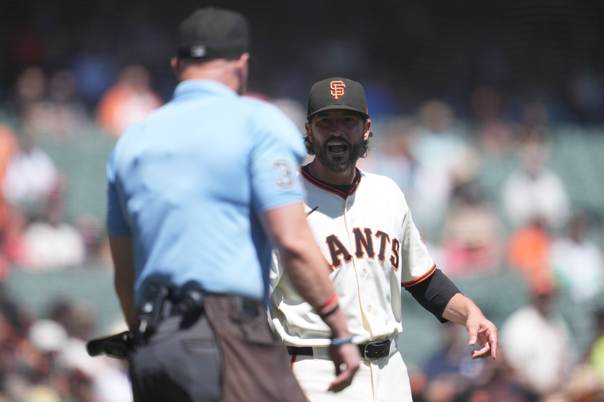 Tony Vitello unleashes profane tirade after ejection, then Giants unravel in historic loss - San Francisco Chronicle