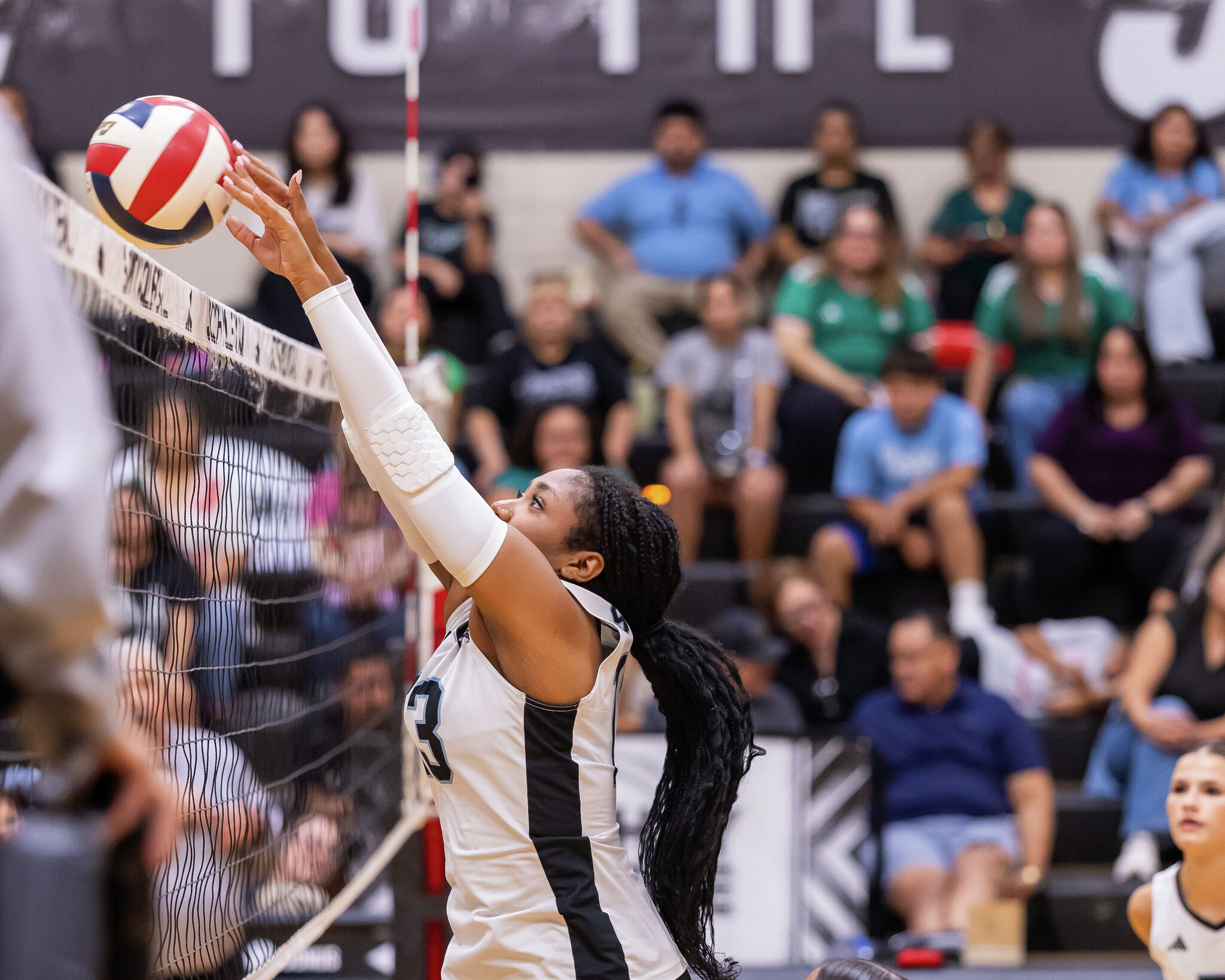 Lady Panthers celebrate teachers with sweep of PSJA North