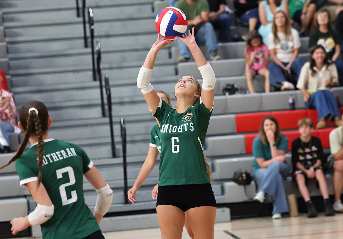 Metro-East Lutheran volleyball sweeps Father McGivney