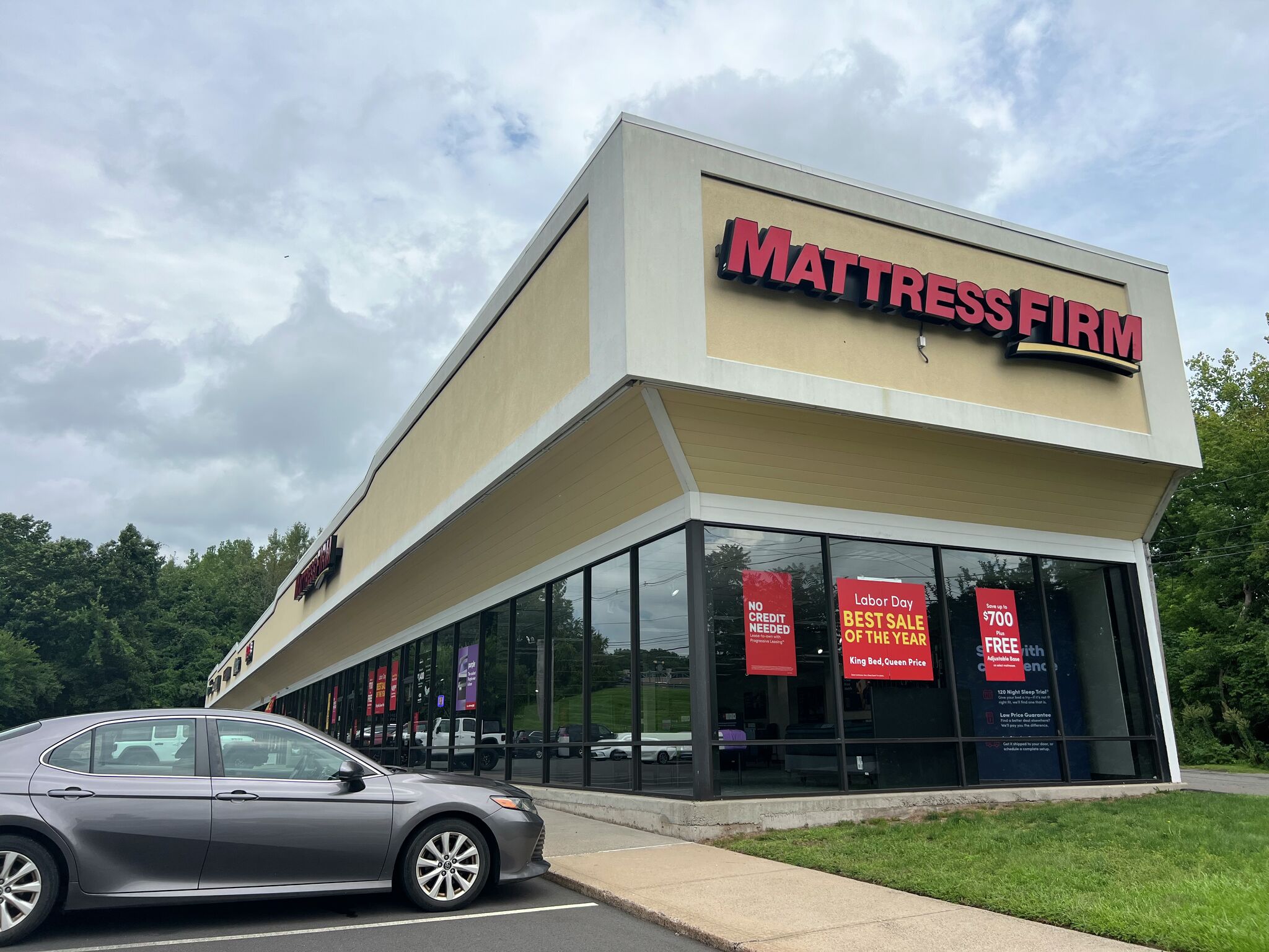 Brewing joint venture, 7-Eleven, Mattress Firm: CT's latest openings and closings